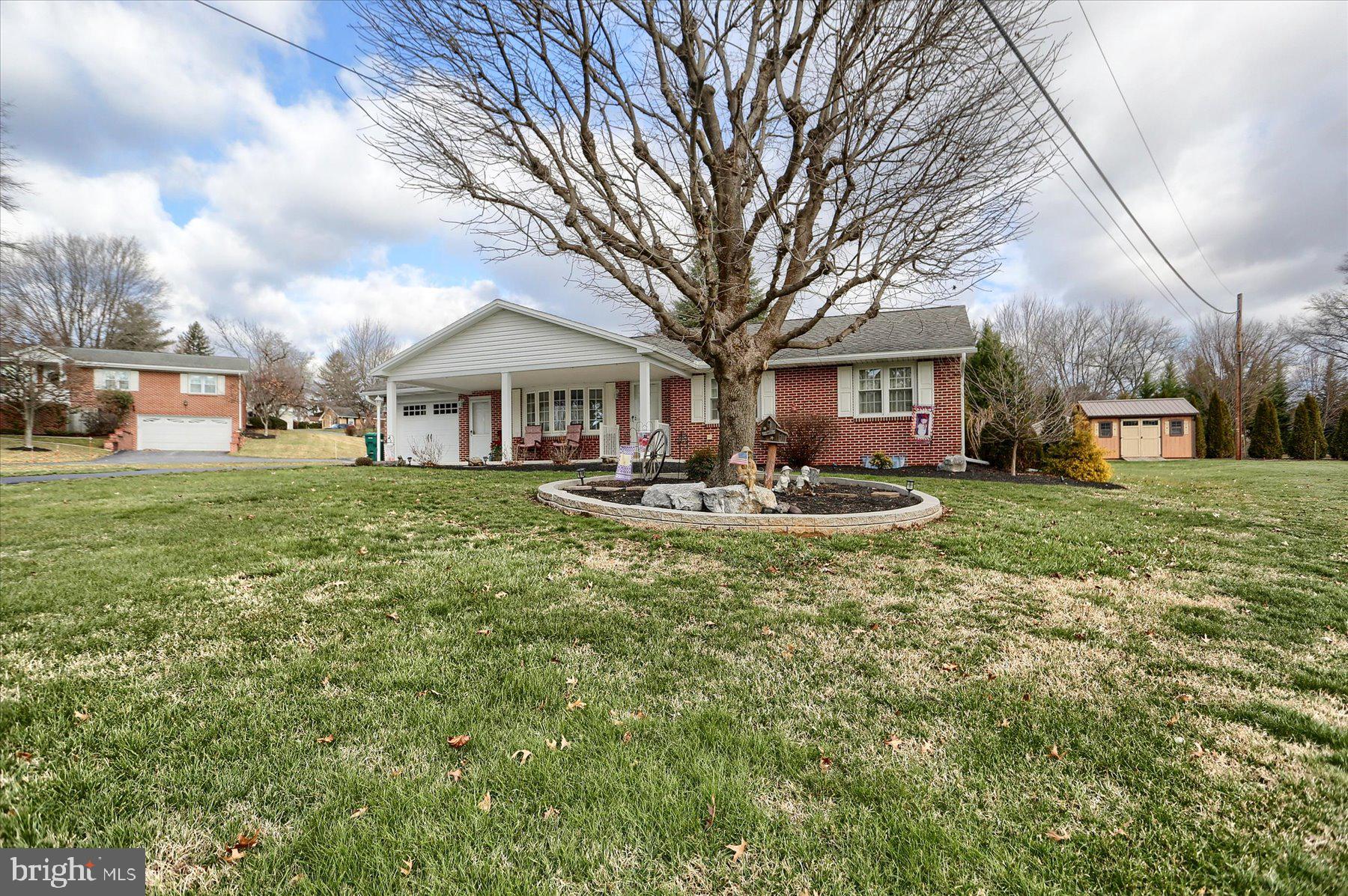 ALLENBERRY HILLS - Residential