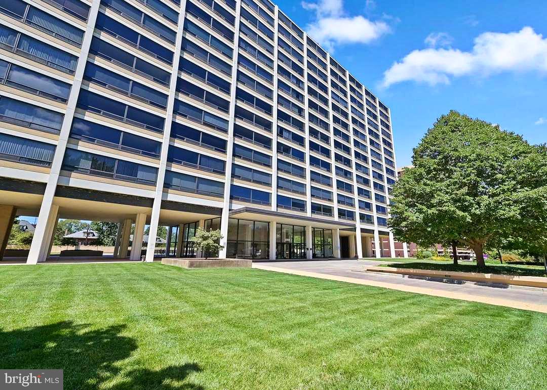 HIGHFIELD HOUSE CONDOMINIUM - Residential