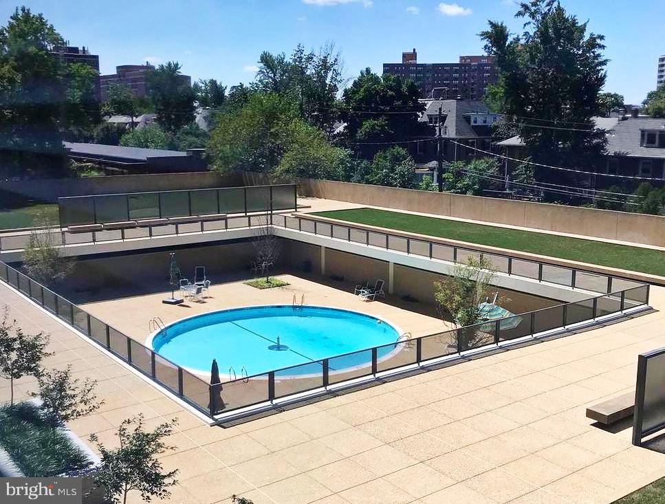 HIGHFIELD HOUSE CONDOMINIUM - Residential