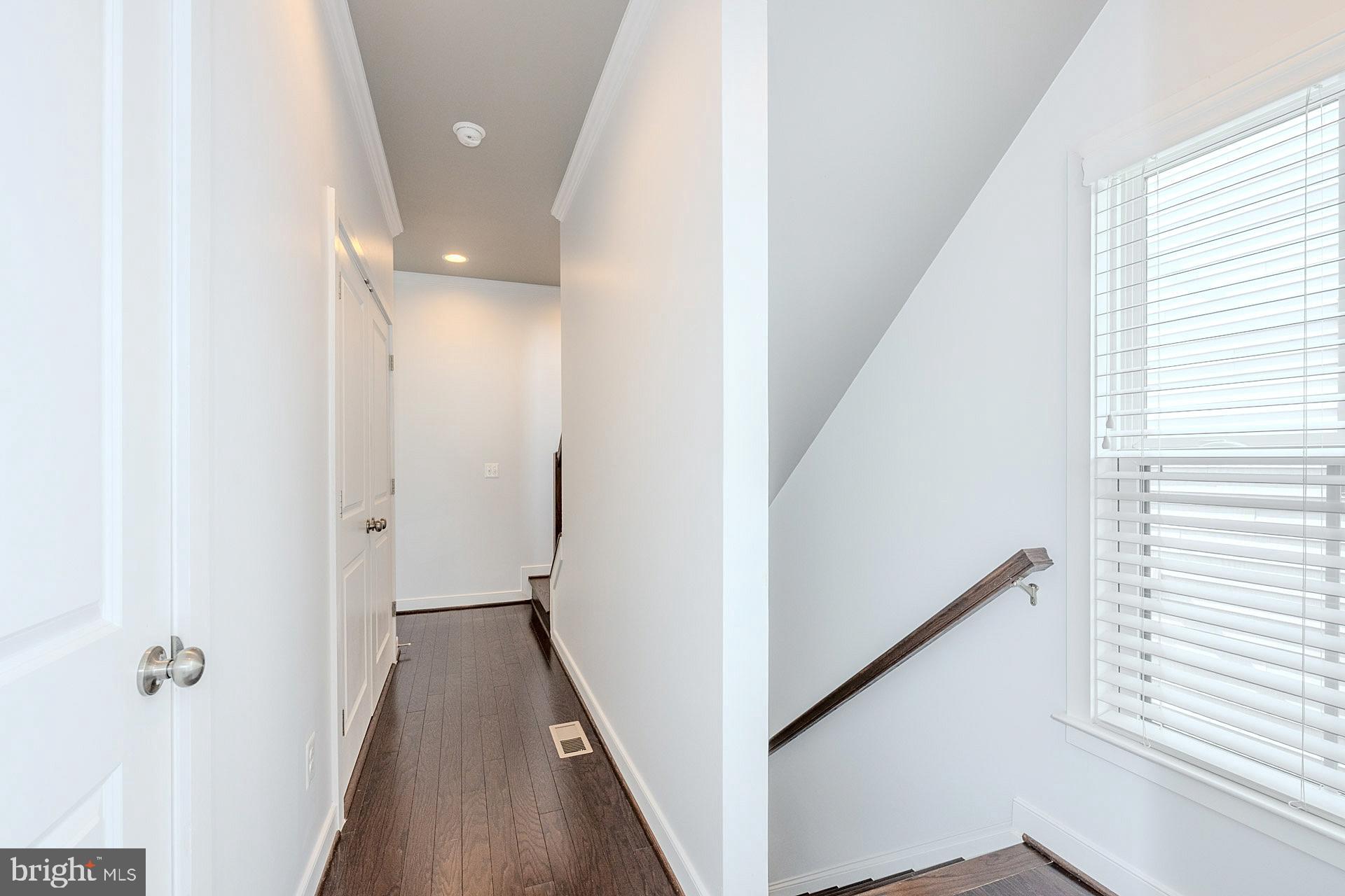 BRAMBLETON TOWN CENTER - Residential