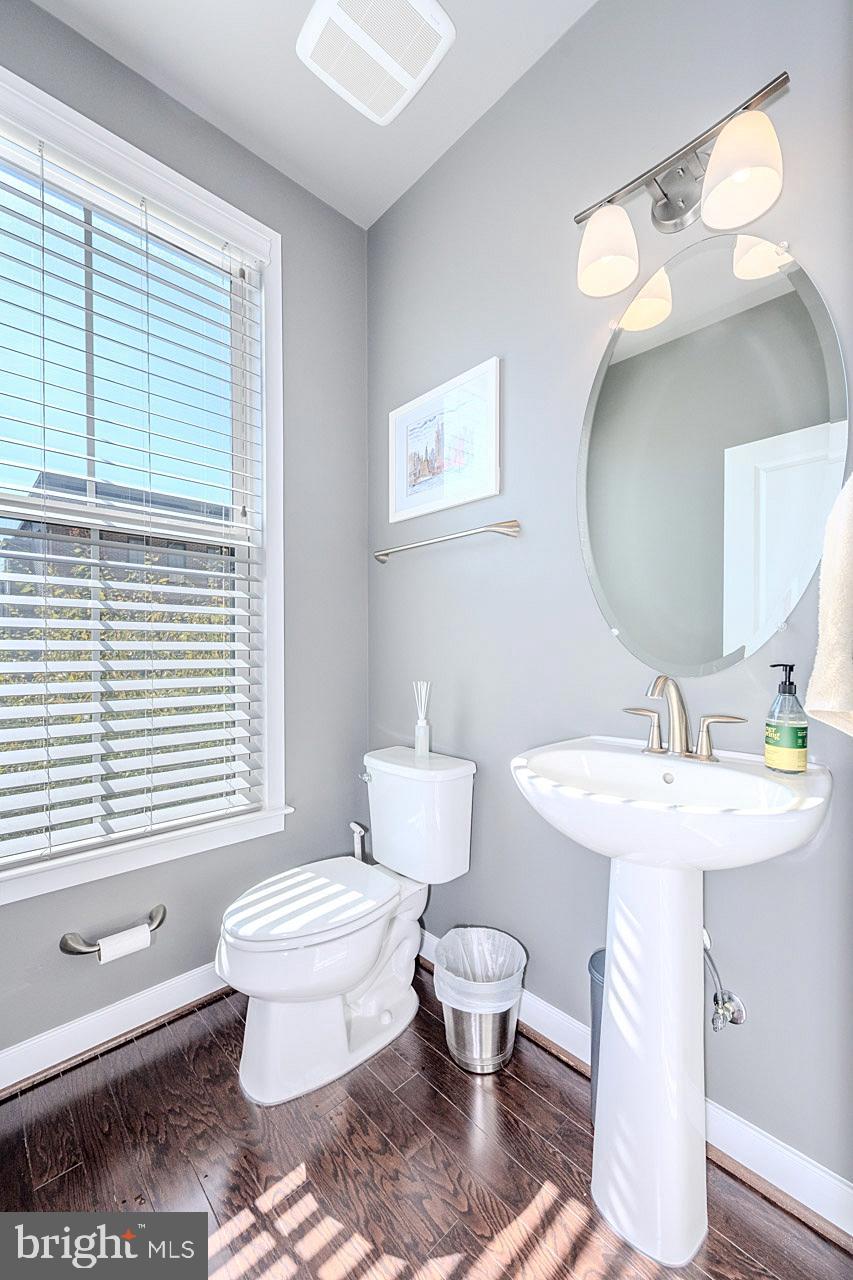 BRAMBLETON TOWN CENTER - Residential