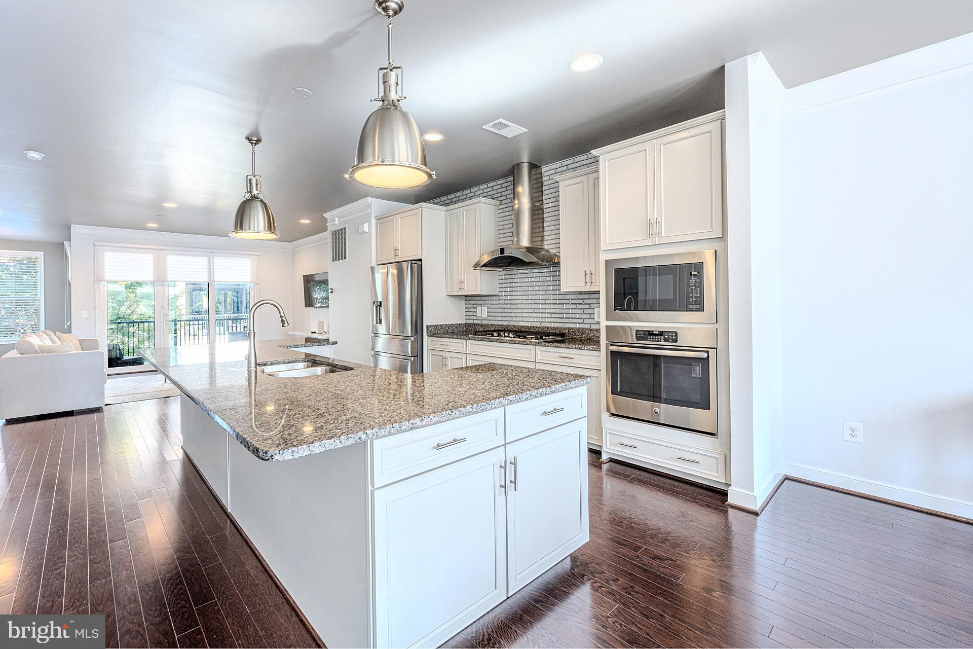 BRAMBLETON TOWN CENTER - Residential