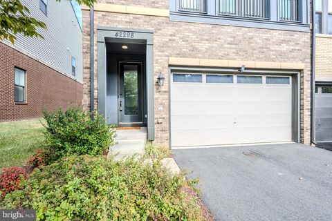Tiny photo for 42298 Impervious Terrace, BRAMBLETON, VA 20148 (MLS # VALO2111062)