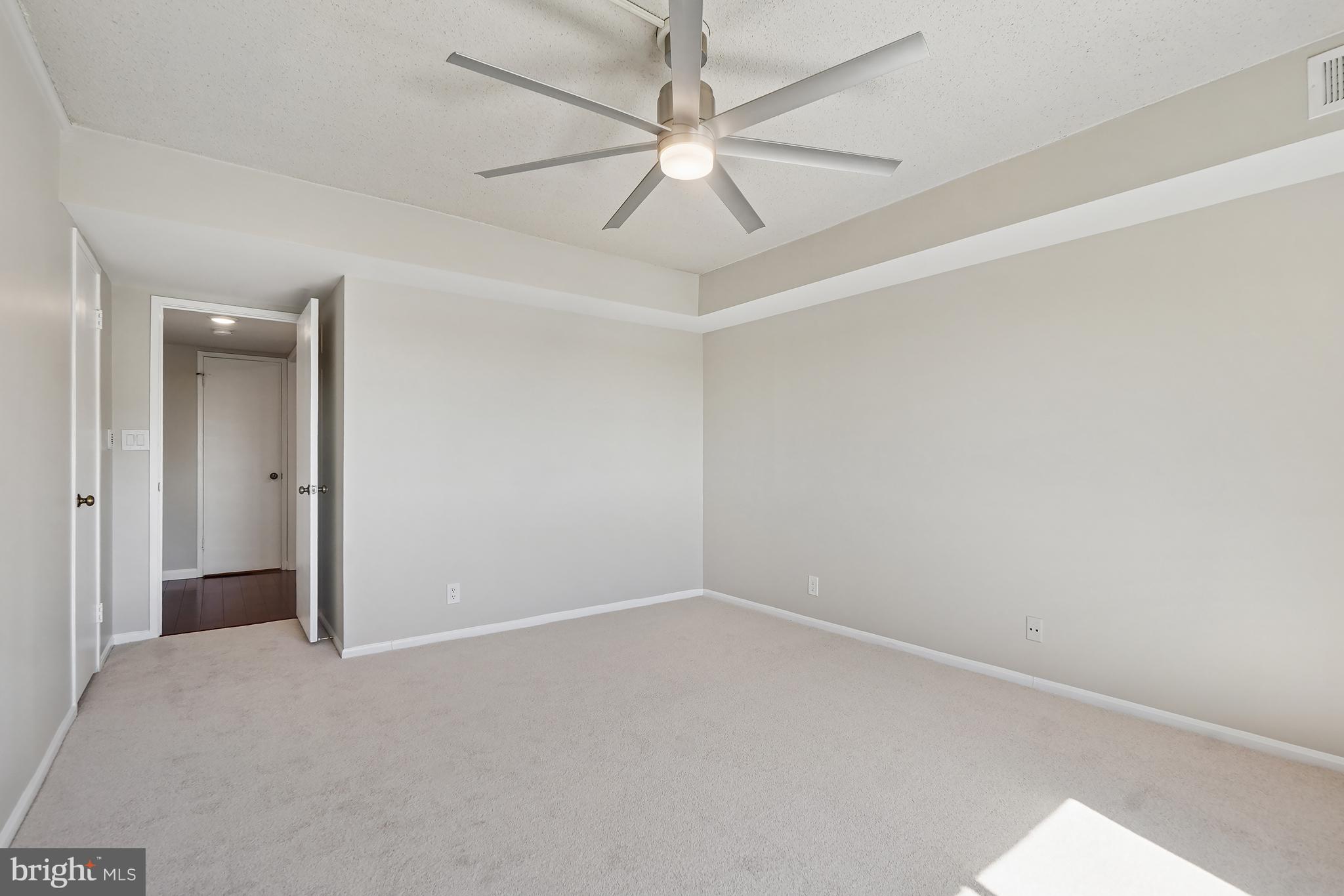 MONTEBELLO - Residential