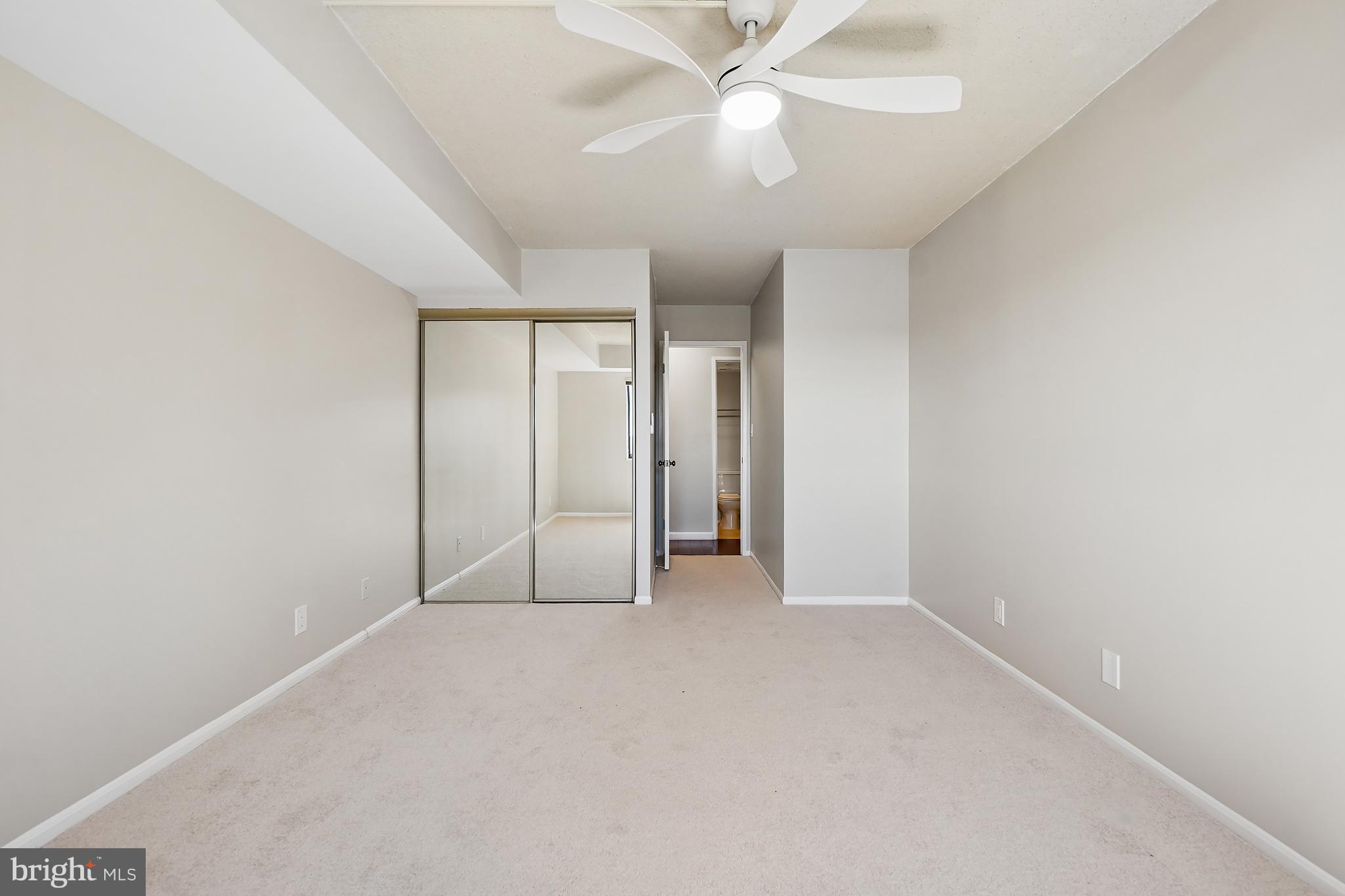 MONTEBELLO - Residential