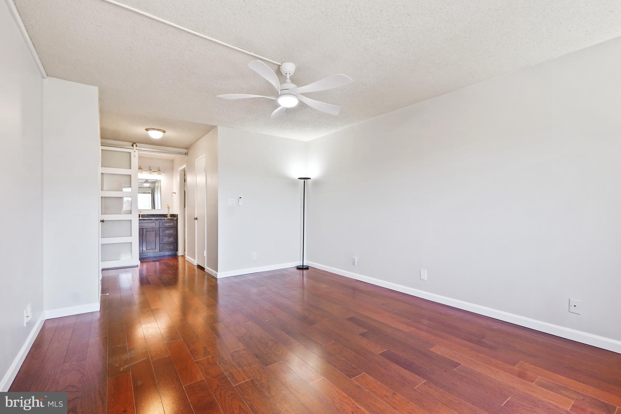 MONTEBELLO - Residential