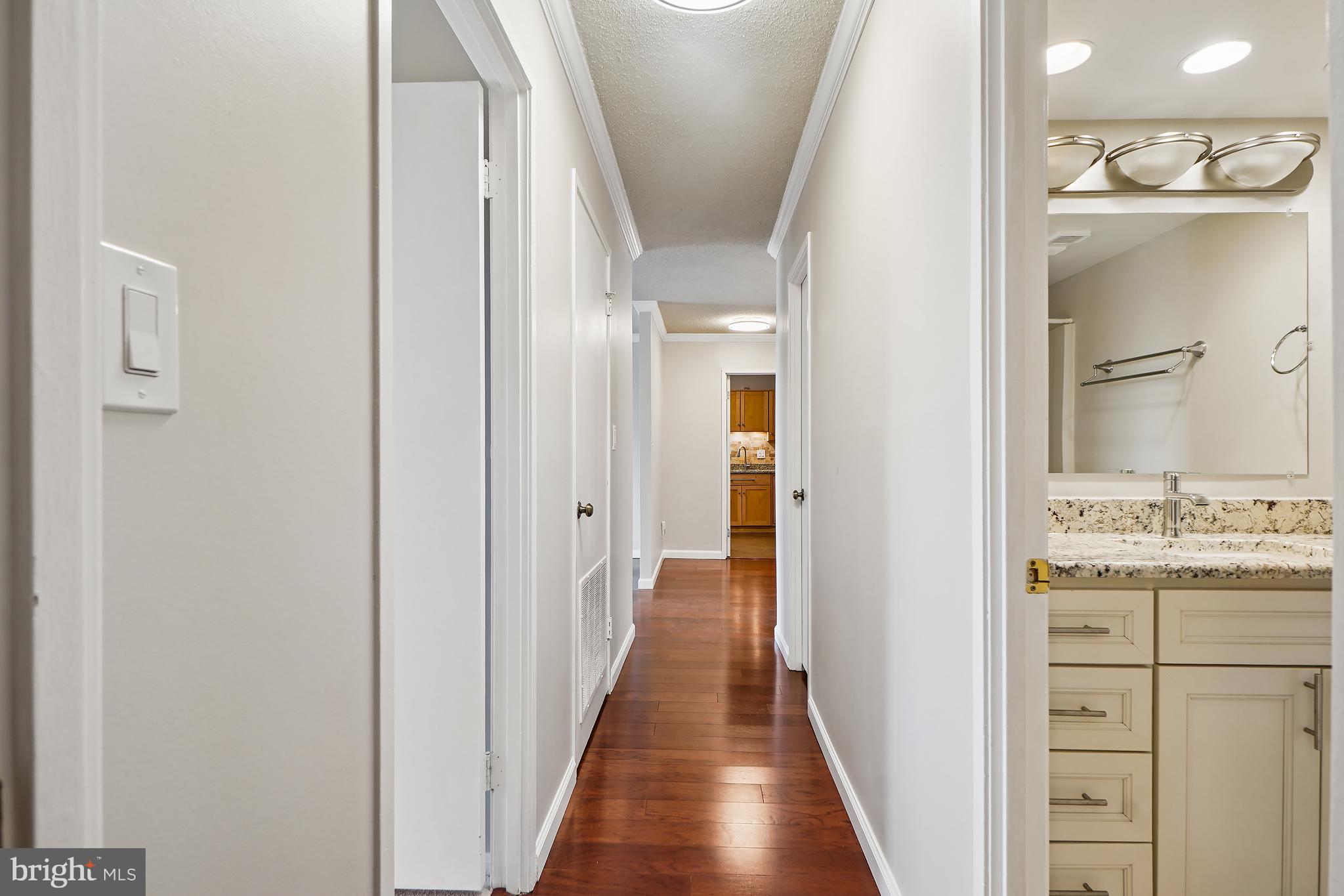 MONTEBELLO - Residential