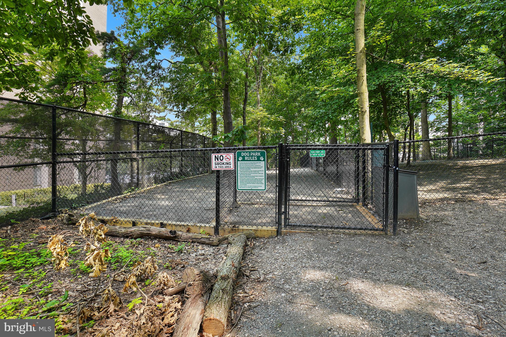 MONTEBELLO - Residential