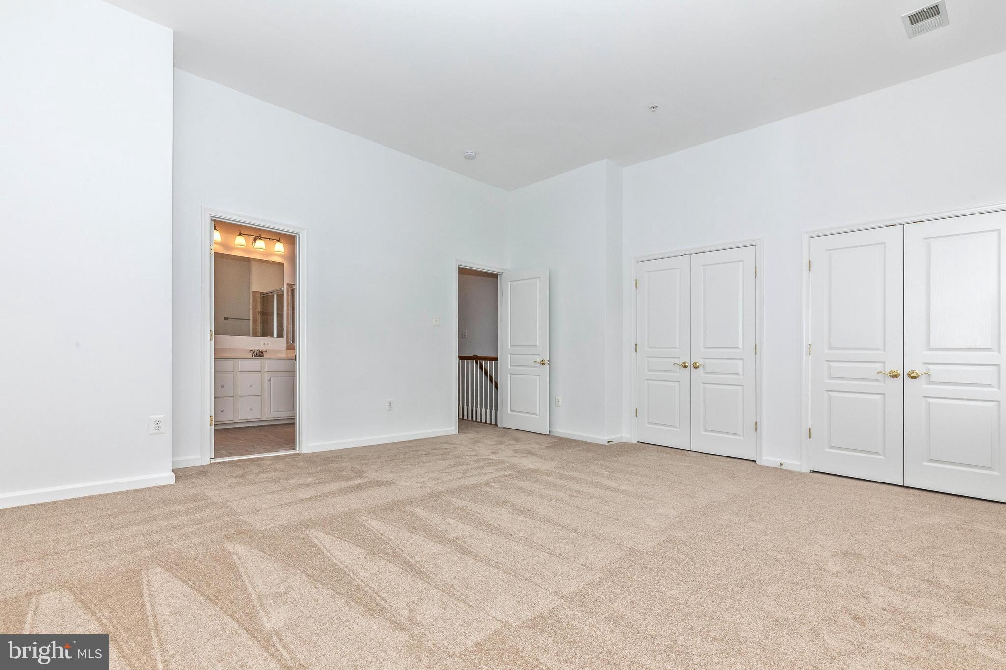 VILLAGES OF URBANA - Residential Lease