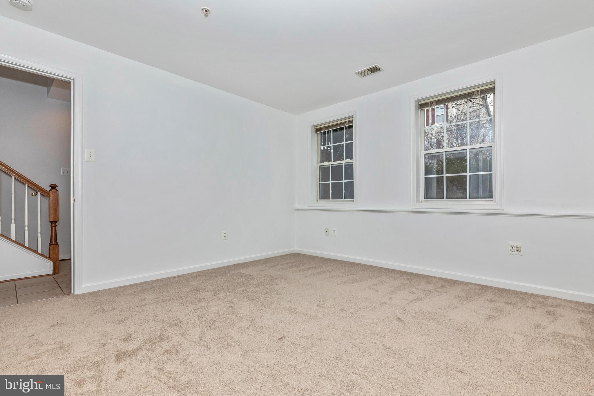 VILLAGES OF URBANA - Residential Lease