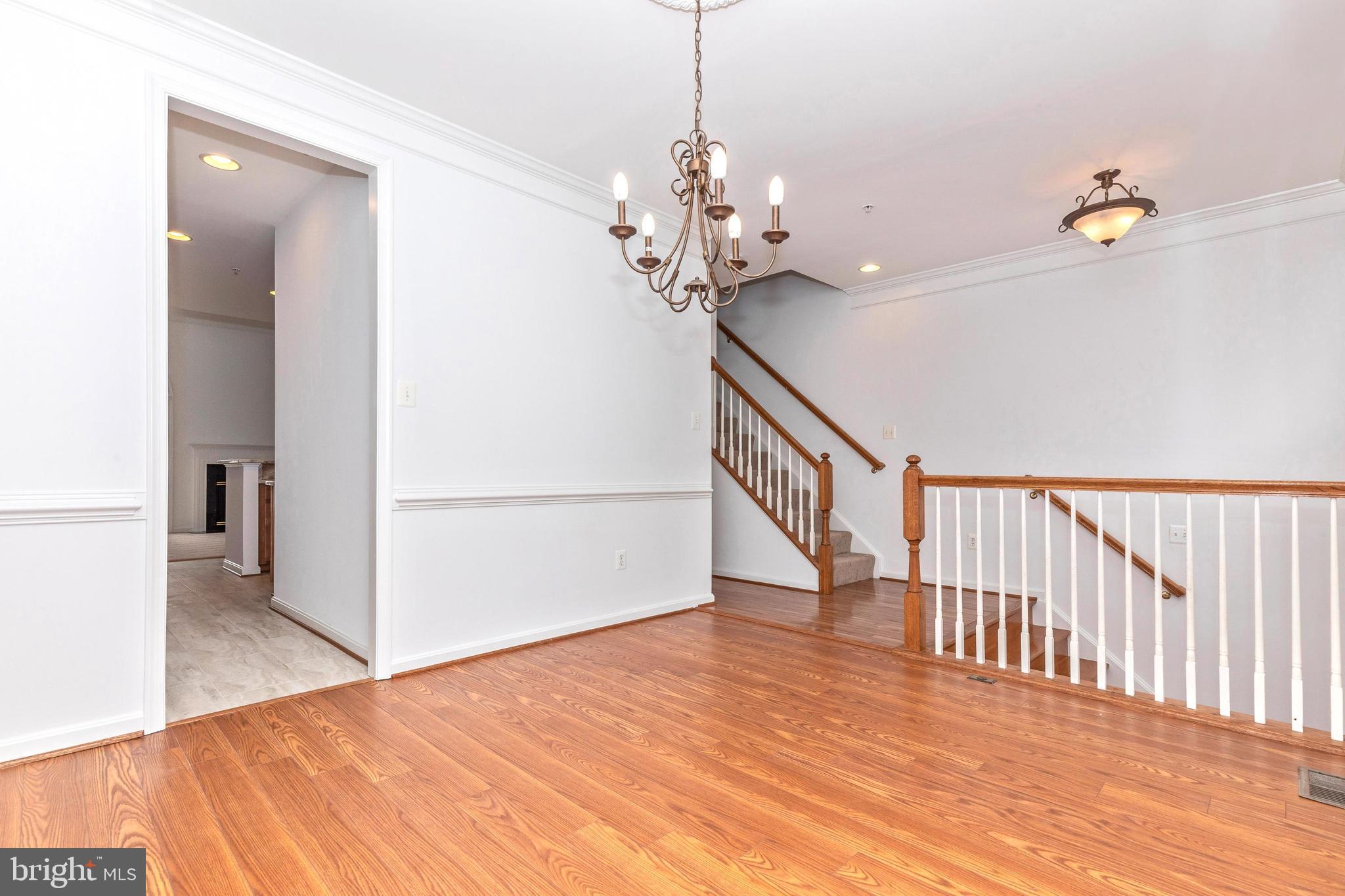 VILLAGES OF URBANA - Residential Lease