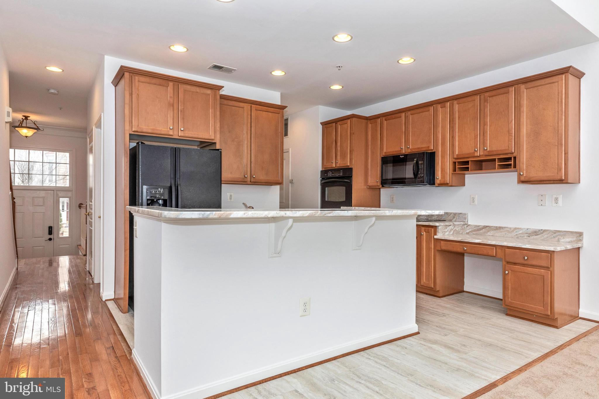 VILLAGES OF URBANA - Residential Lease