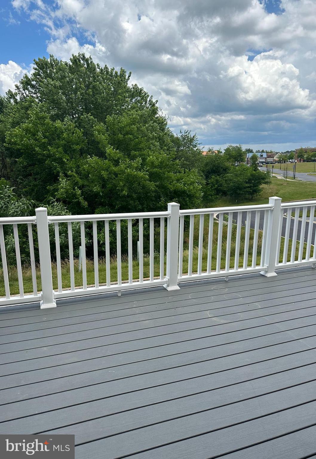 VILLAGES OF URBANA - Residential Lease