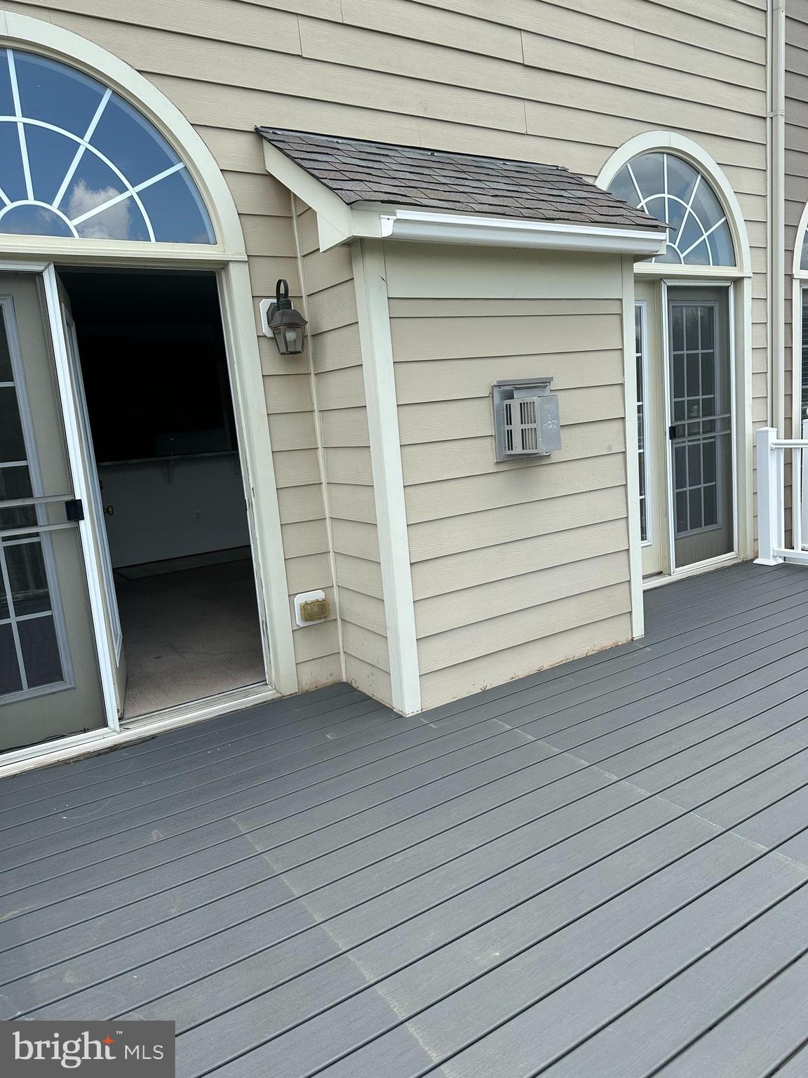 VILLAGES OF URBANA - Residential Lease