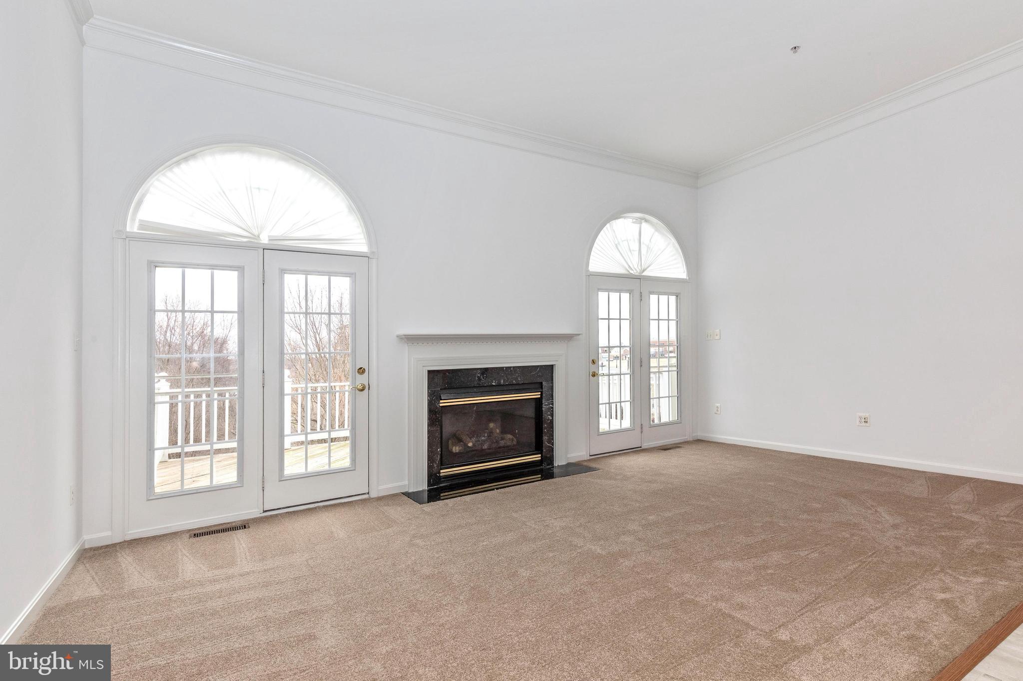 VILLAGES OF URBANA - Residential Lease