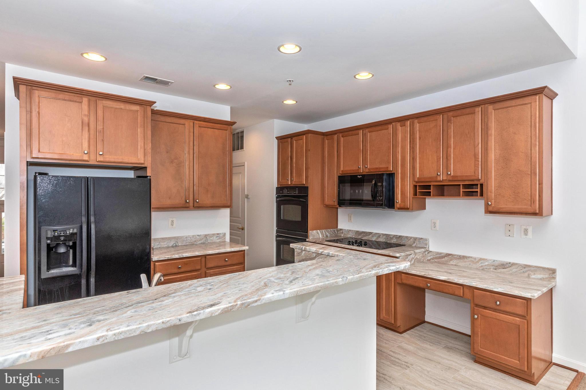 VILLAGES OF URBANA - Residential Lease