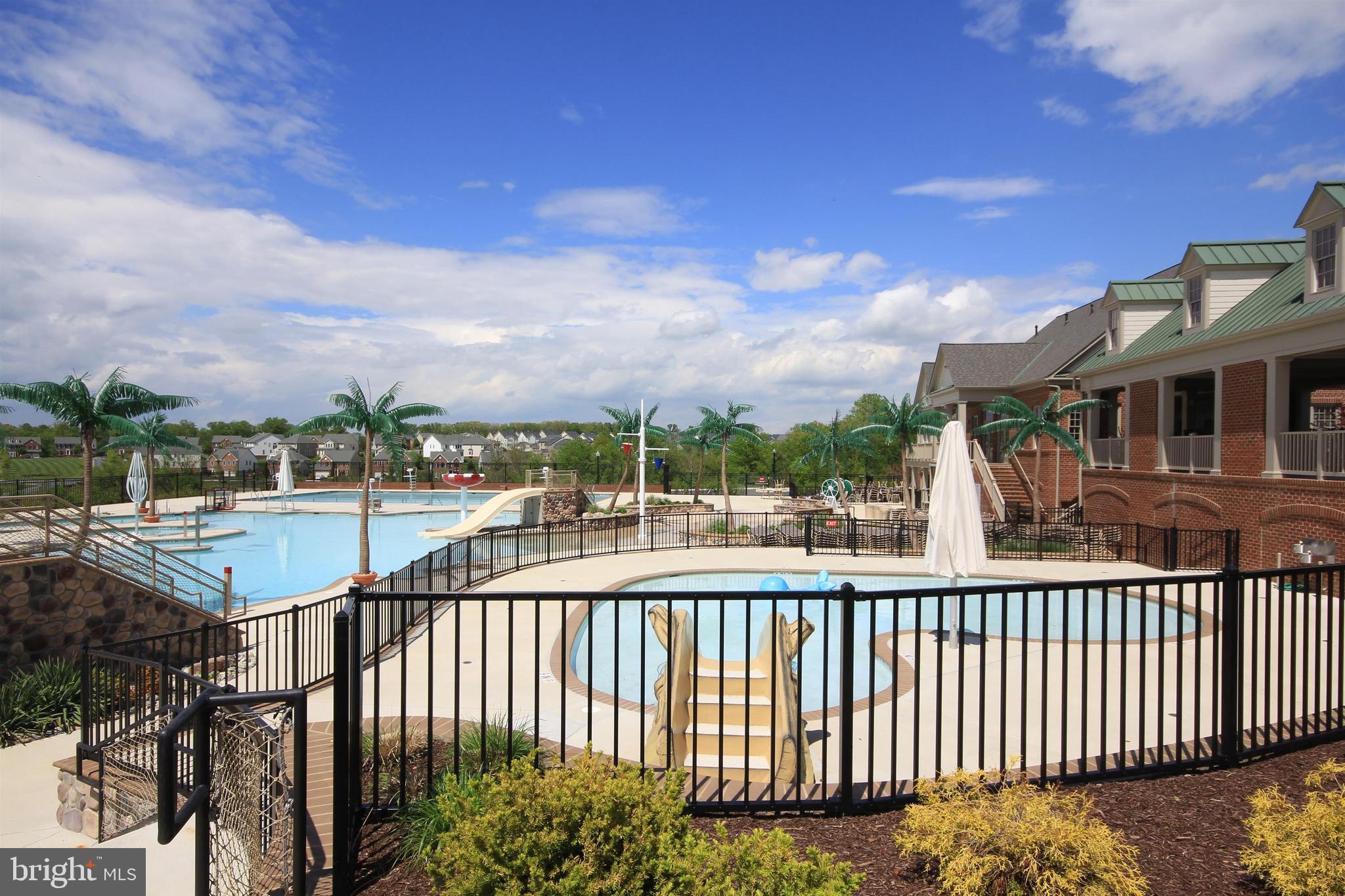 VILLAGES OF URBANA - Residential Lease