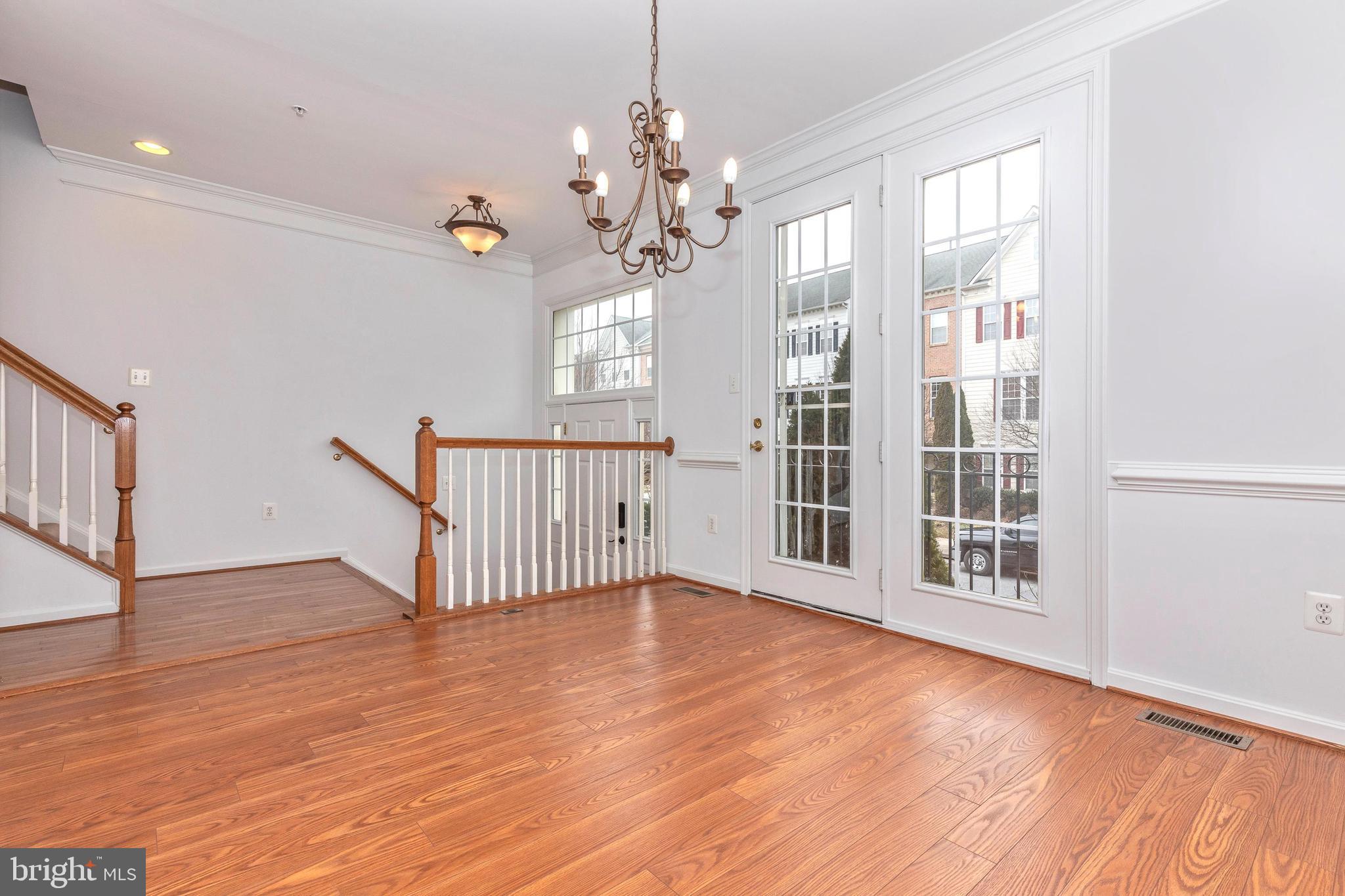 VILLAGES OF URBANA - Residential Lease