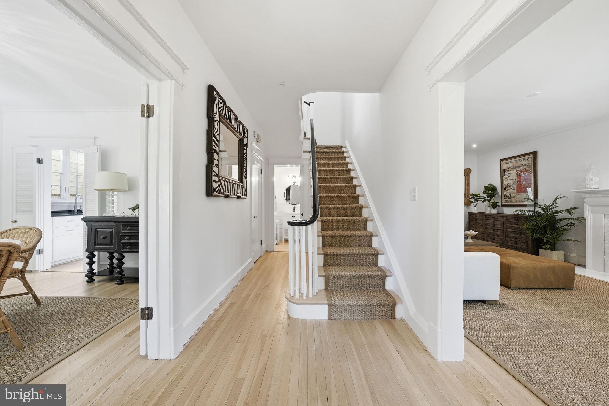 CHEVY CHASE - Residential