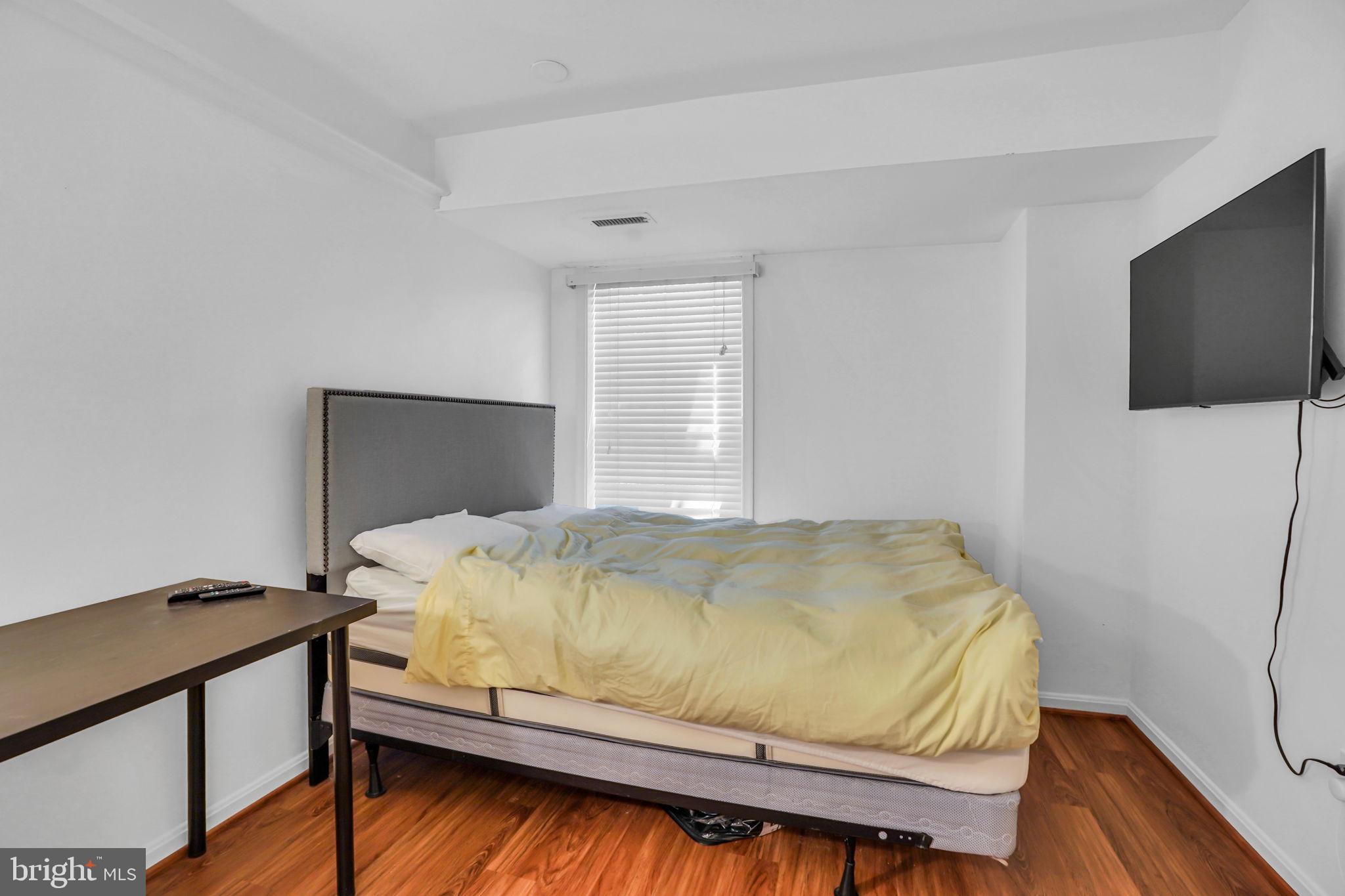 KEENE MILL WOODS - Residential