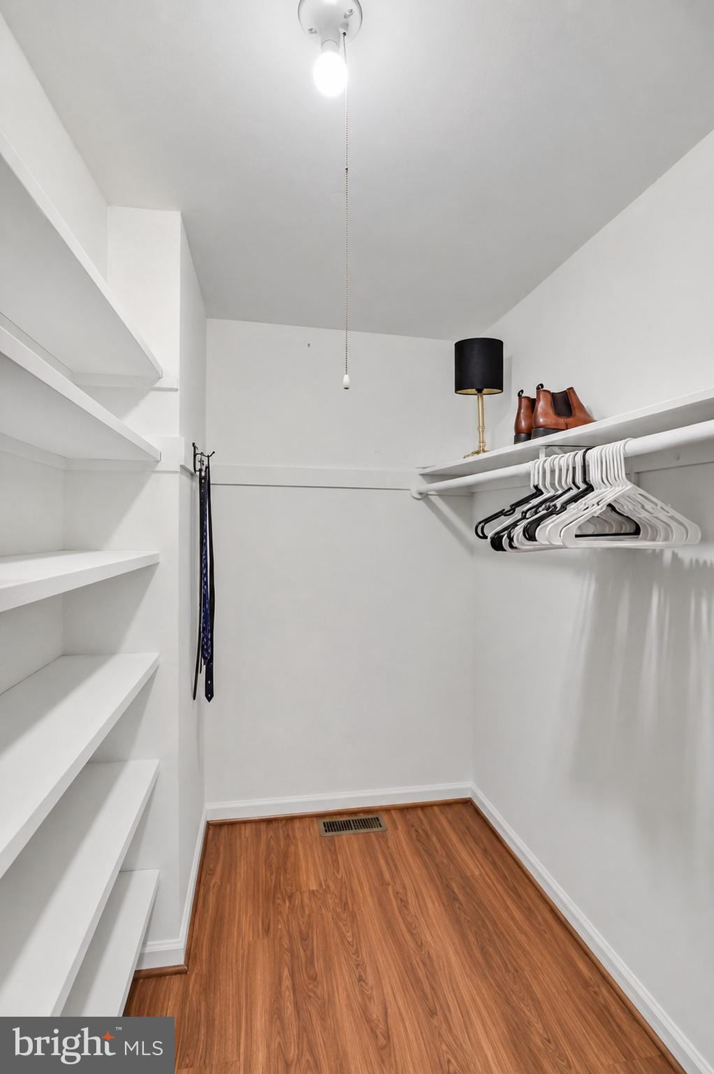 KEENE MILL WOODS - Residential