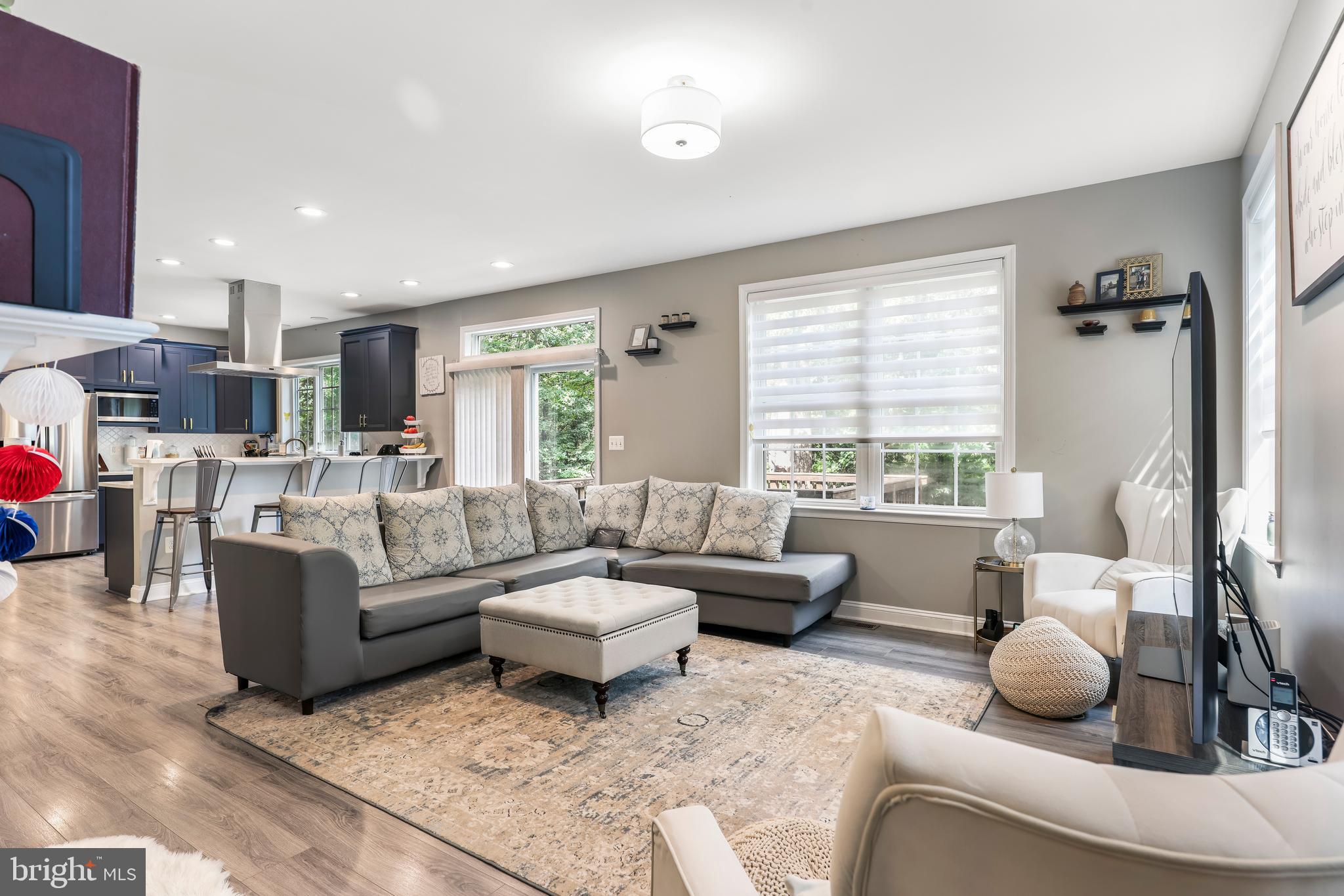 527 GRIMES GOLDEN ROAD