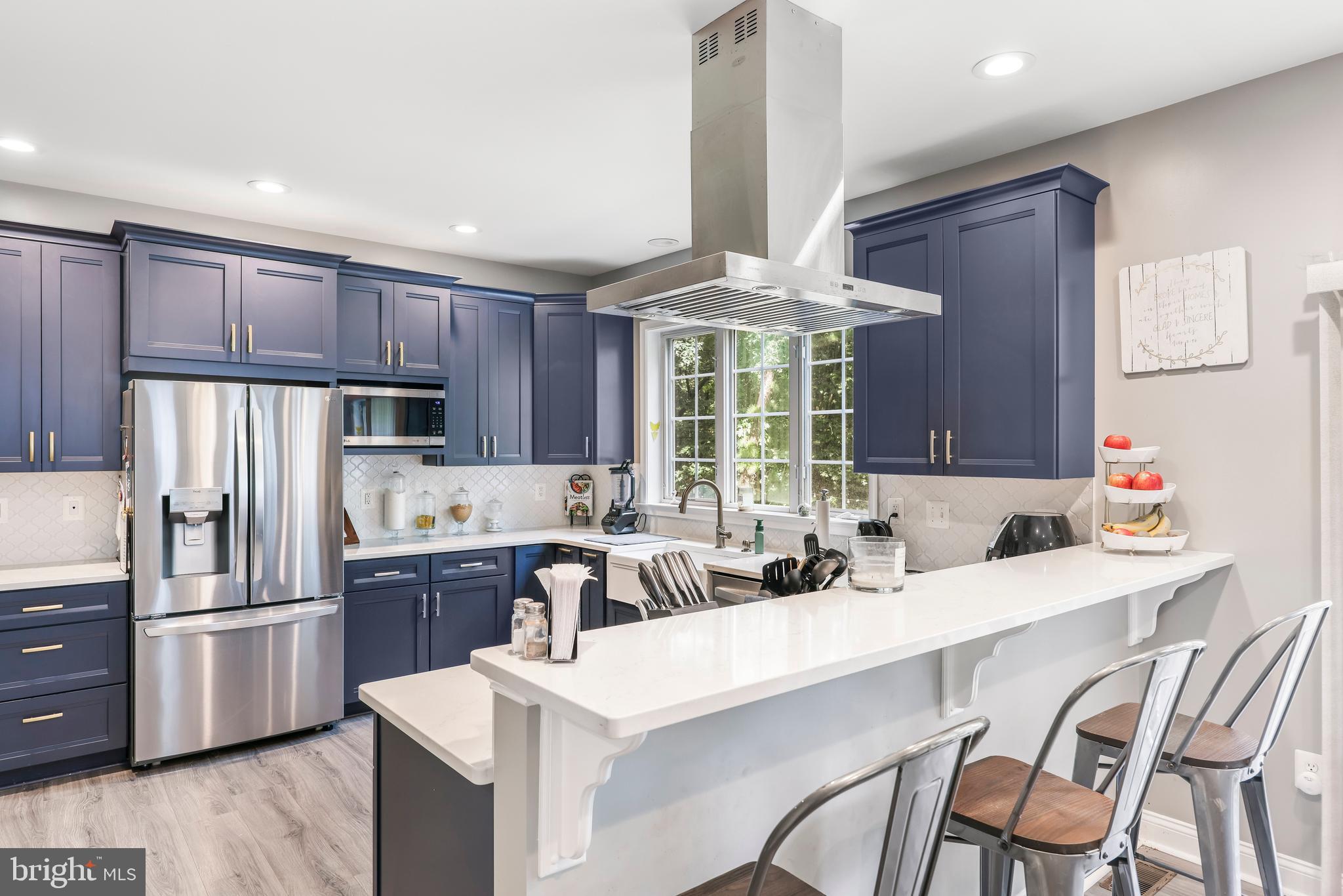 527 GRIMES GOLDEN ROAD