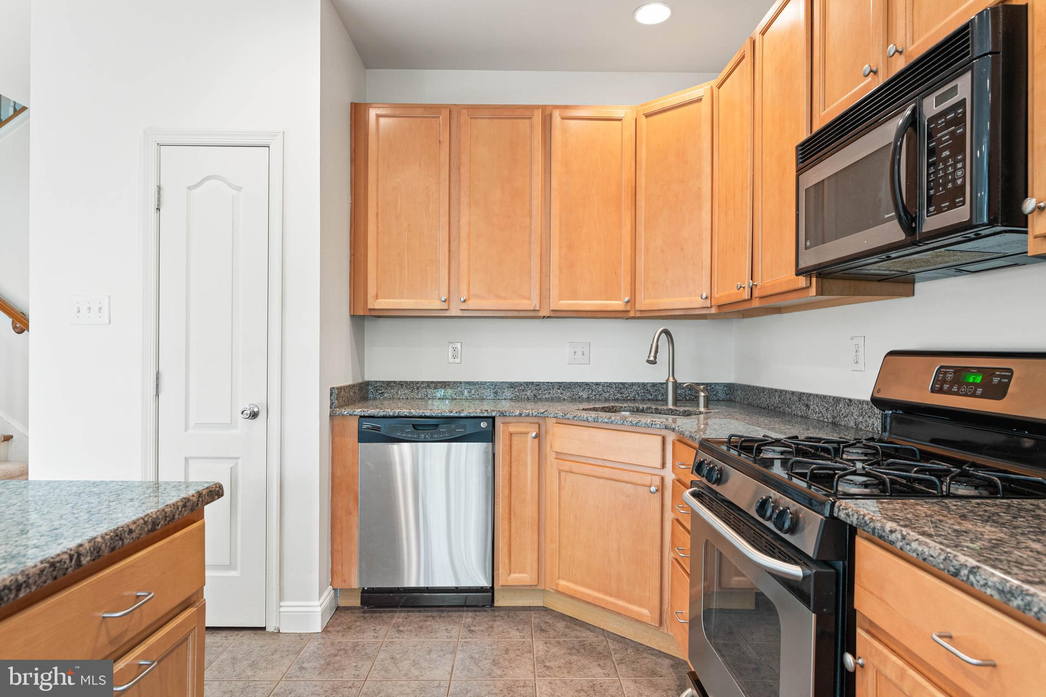 HILLCREST GLEN - Residential