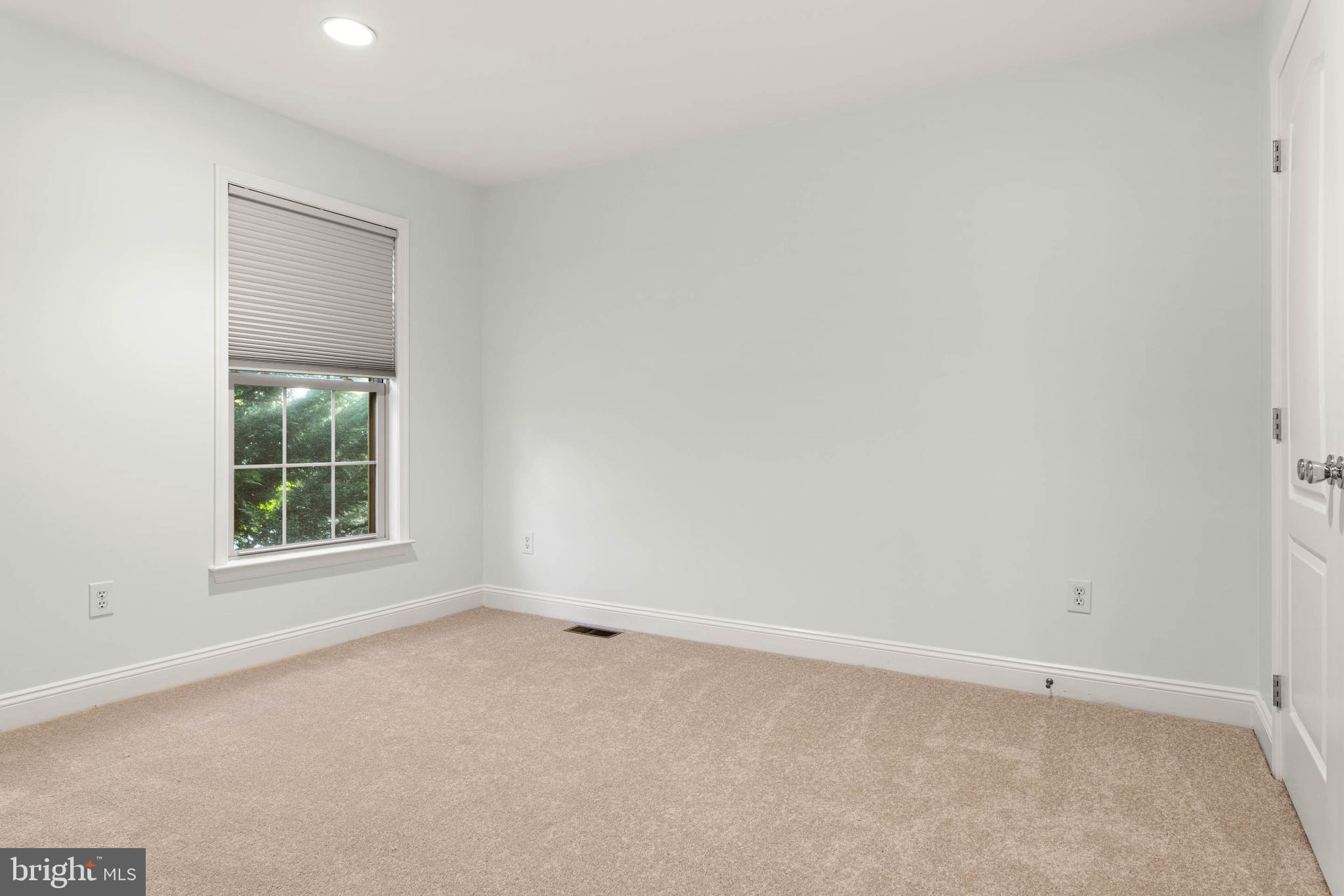 HILLCREST GLEN - Residential