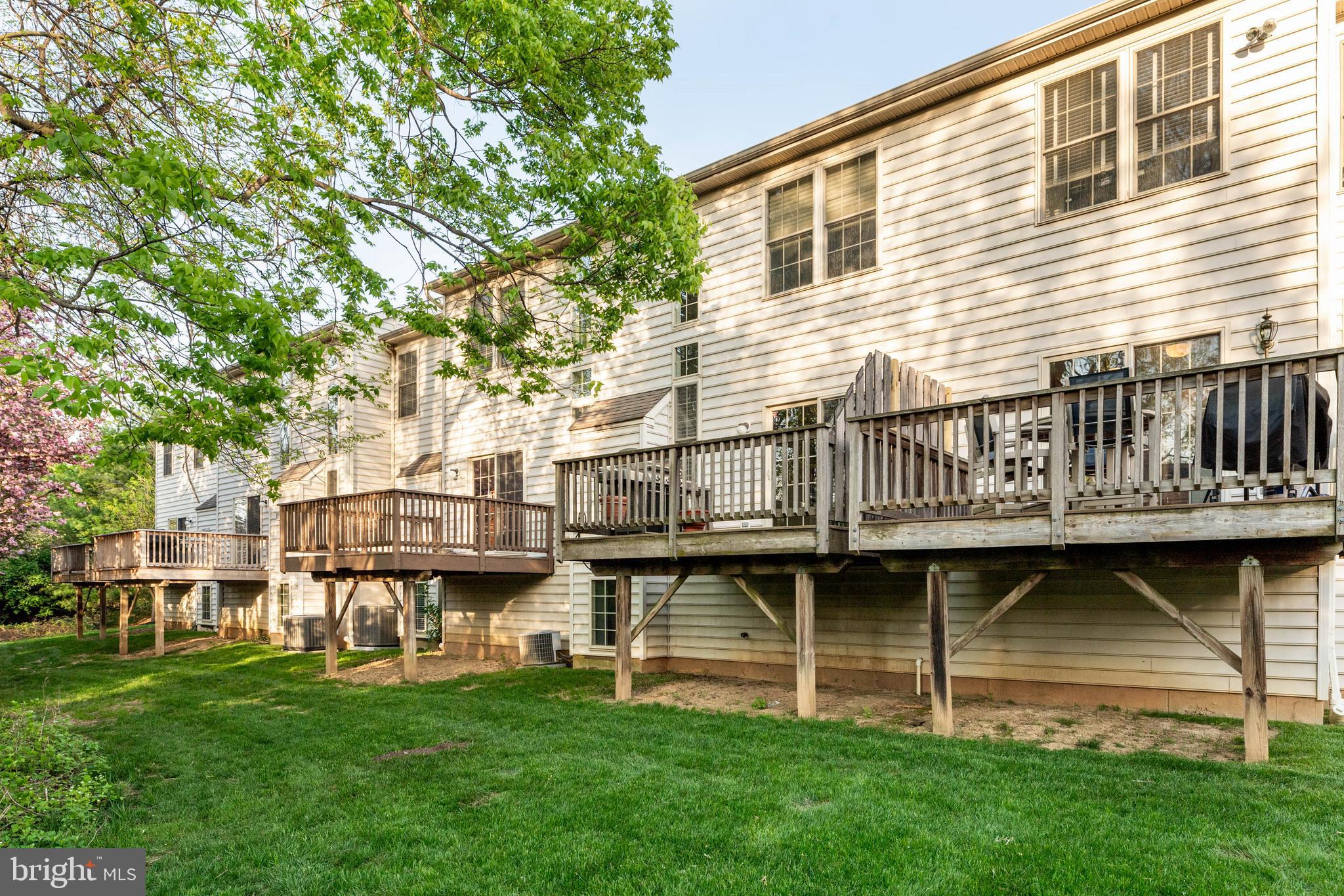 HILLCREST GLEN - Residential