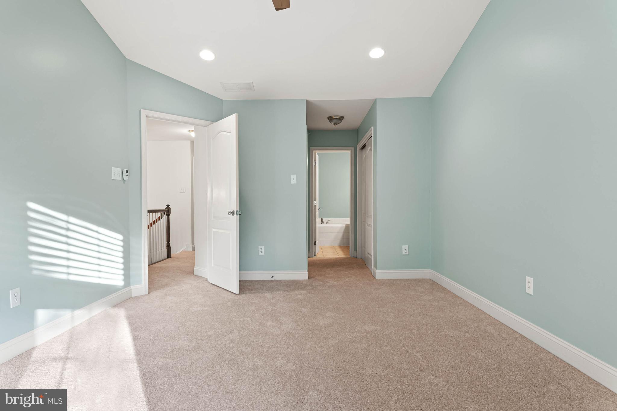 HILLCREST GLEN - Residential