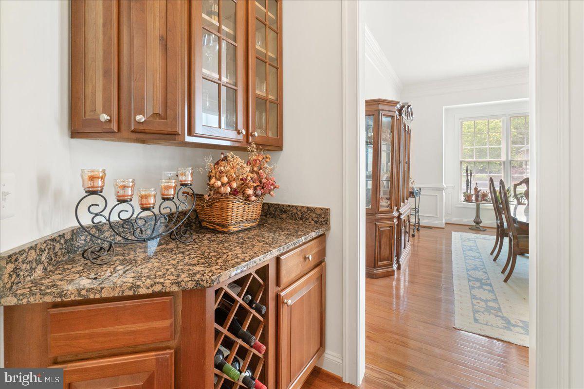 WINDSOR KNOLLS - Residential