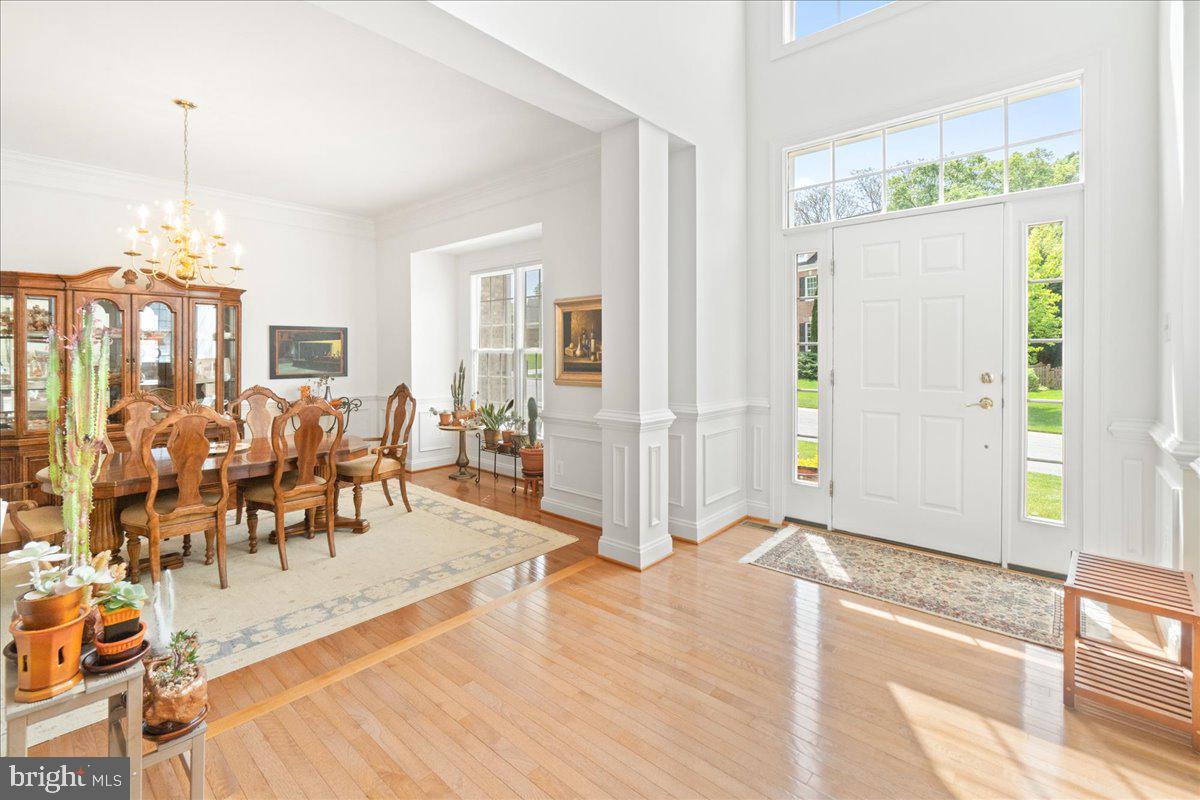 WINDSOR KNOLLS - Residential