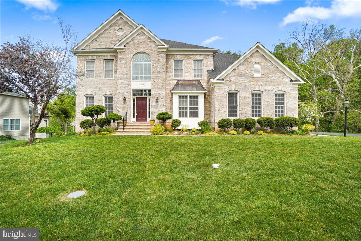 WINDSOR KNOLLS - Residential