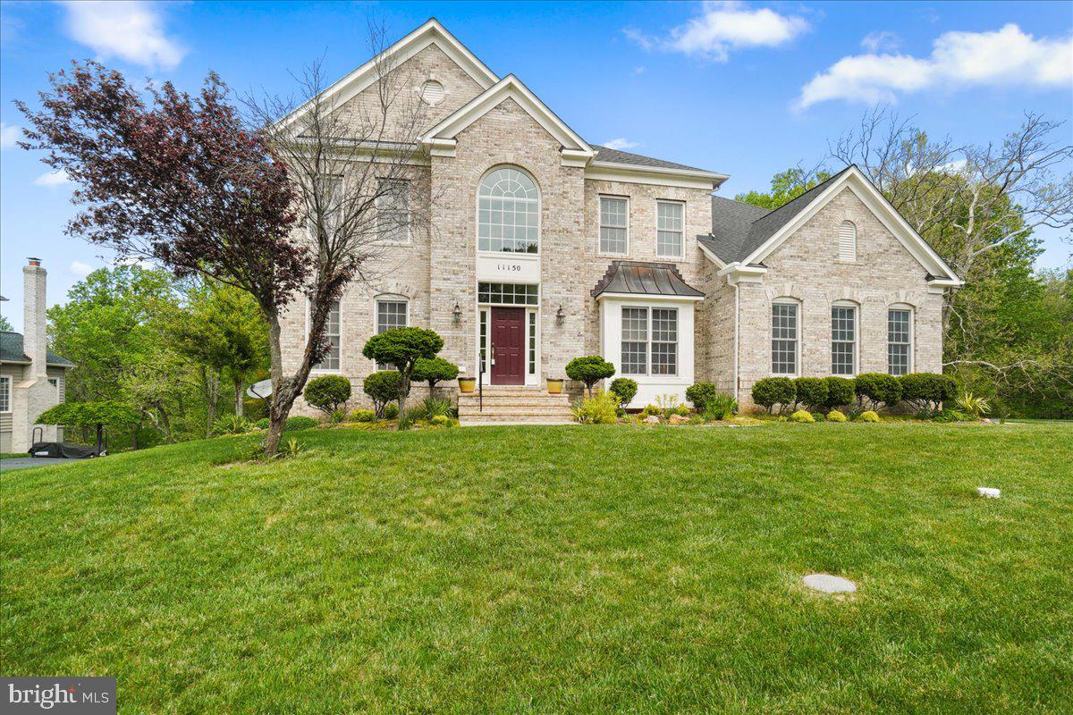 WINDSOR KNOLLS - Residential