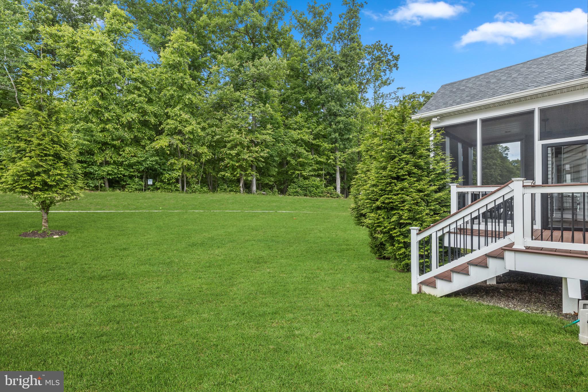 COURTYARDS AT WAVERLY WOODS - Residential