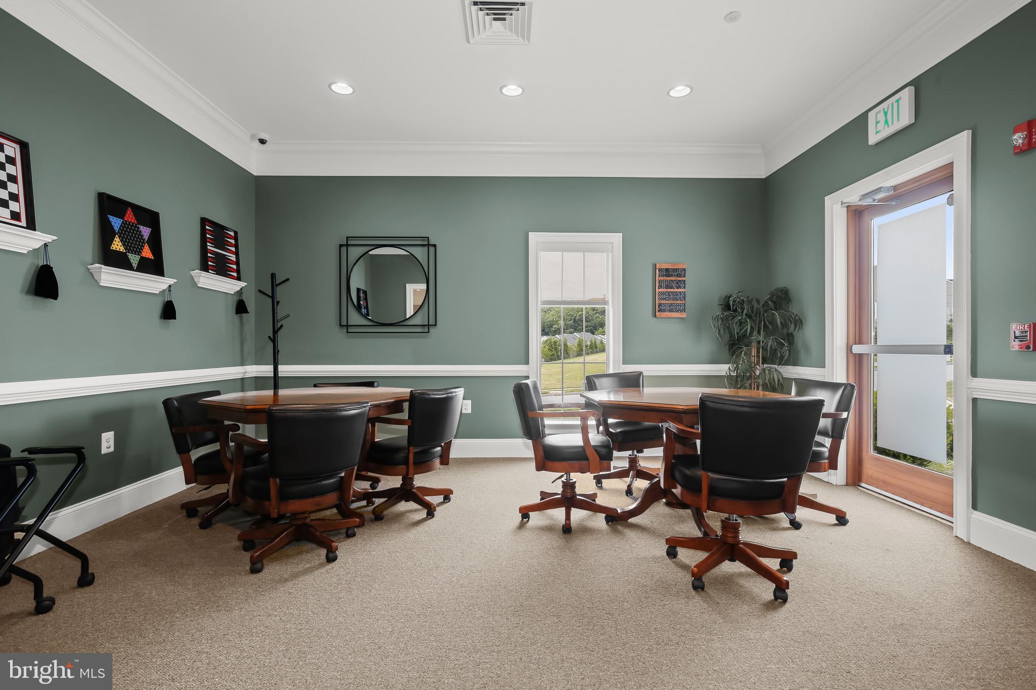 COURTYARDS AT WAVERLY WOODS - Residential