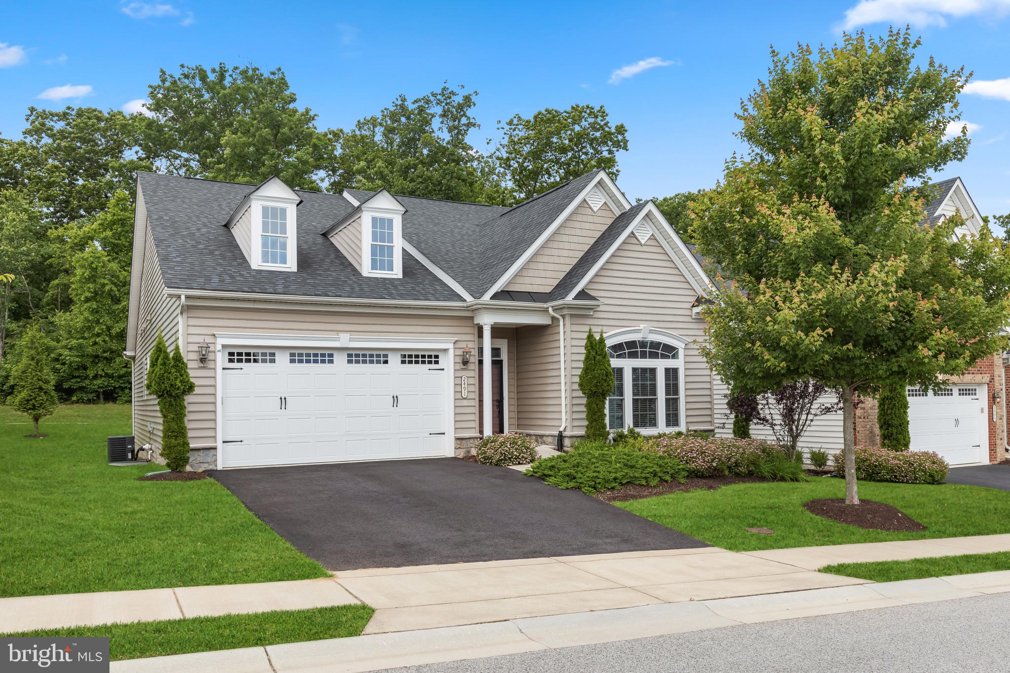 COURTYARDS AT WAVERLY WOODS - Residential