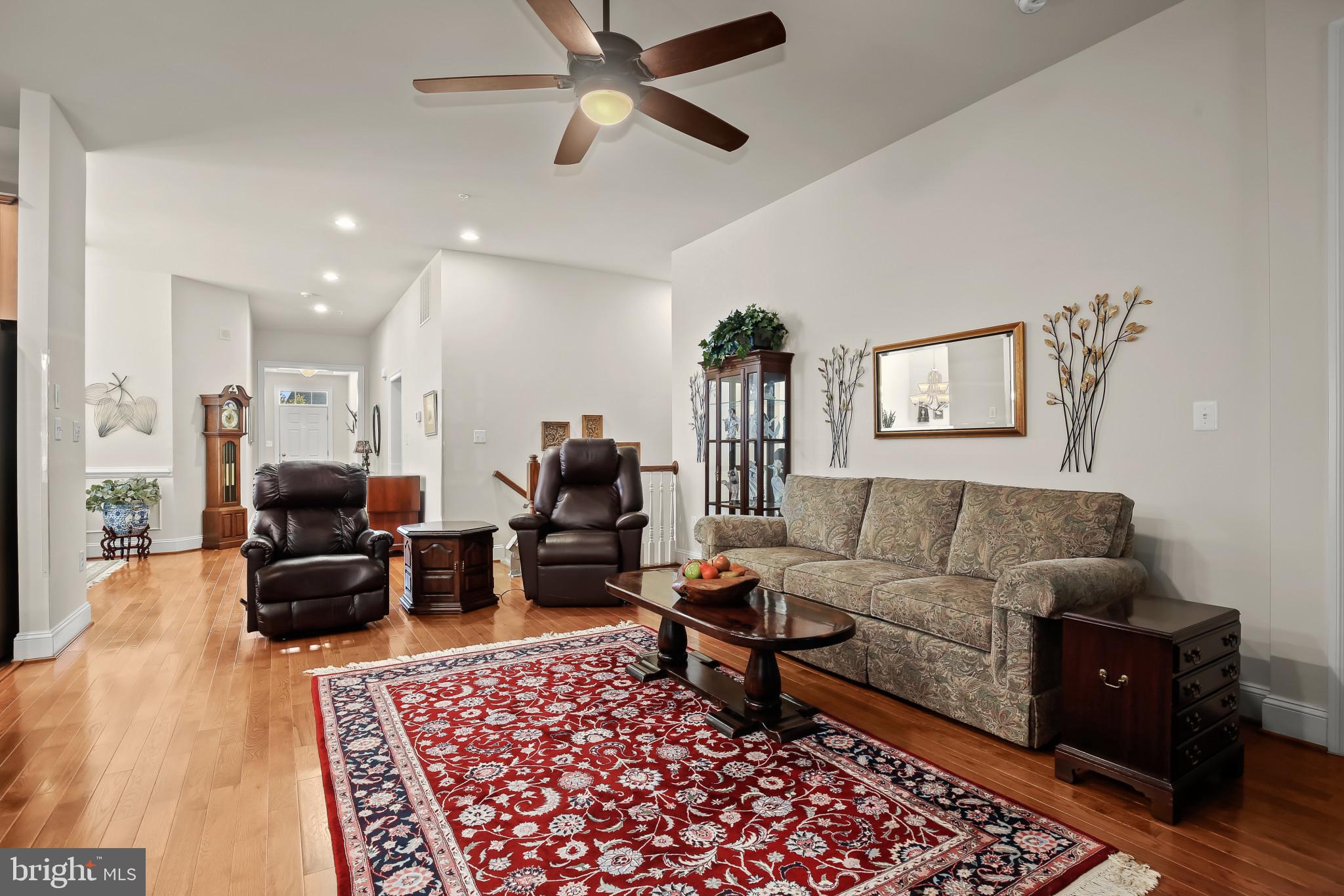 COURTYARDS AT WAVERLY WOODS - Residential