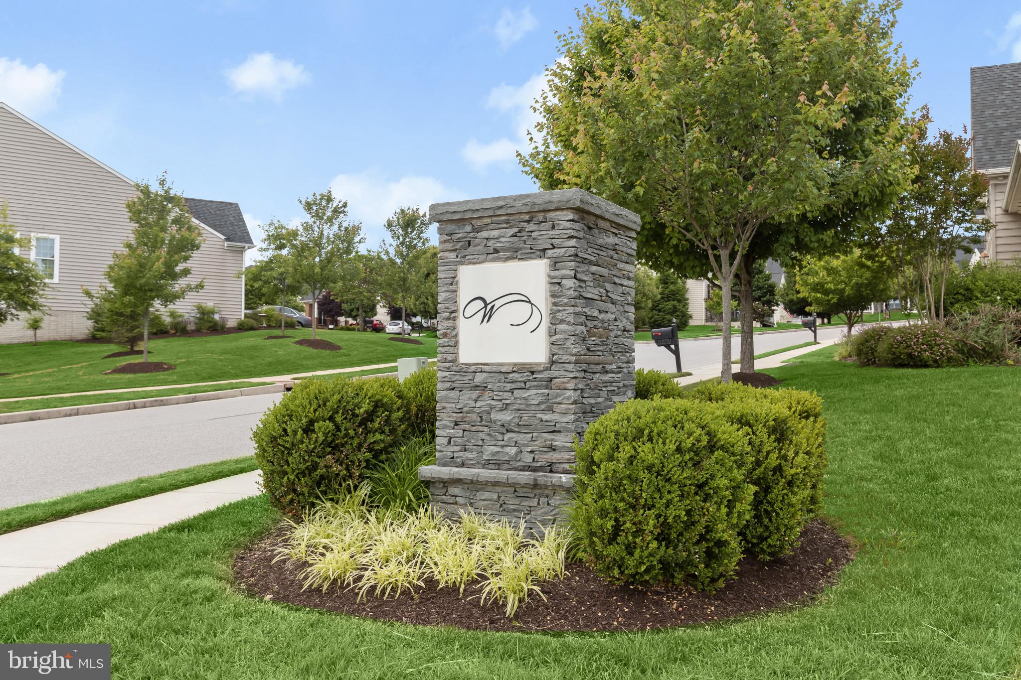 COURTYARDS AT WAVERLY WOODS - Residential