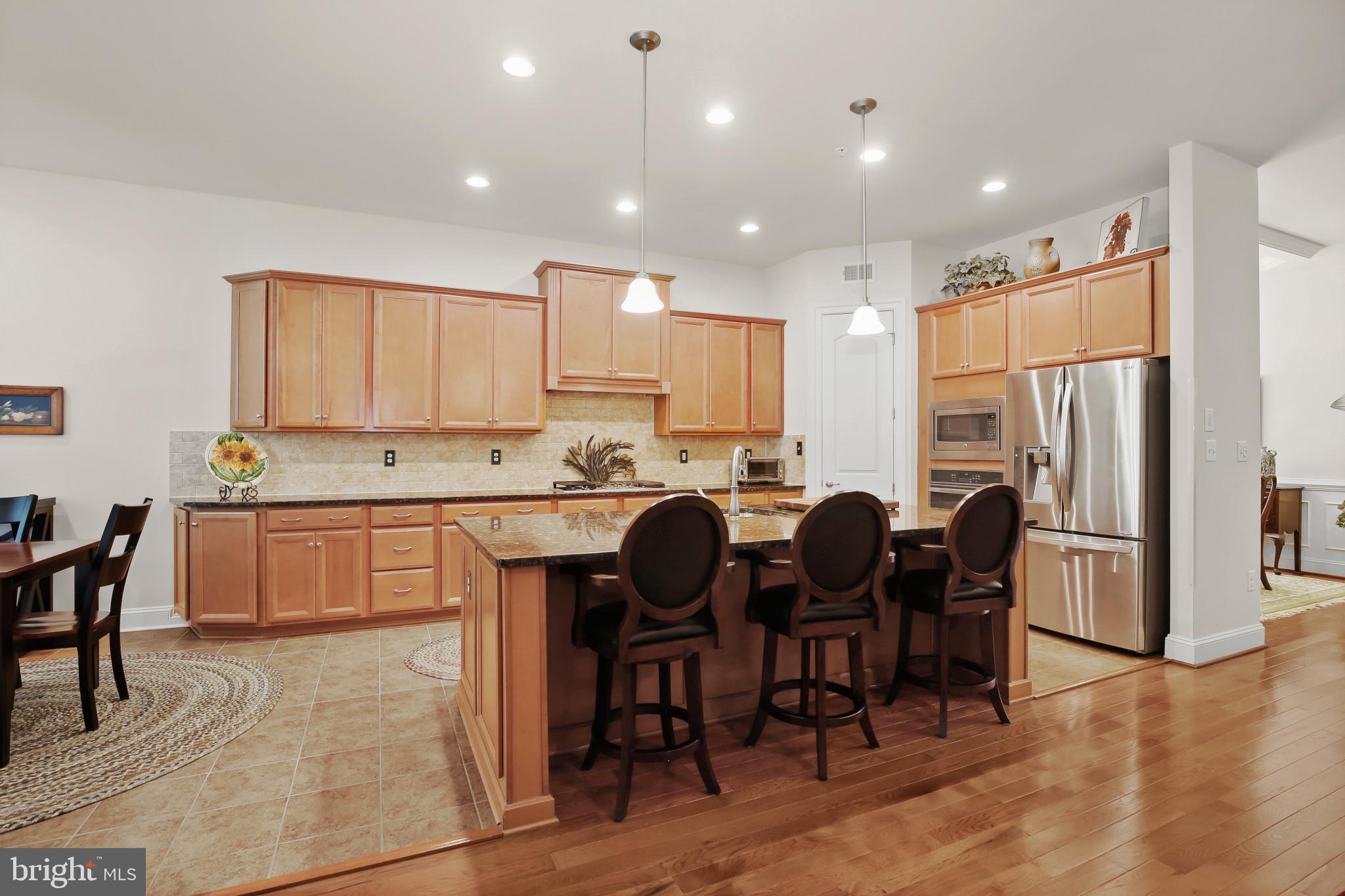 COURTYARDS AT WAVERLY WOODS - Residential