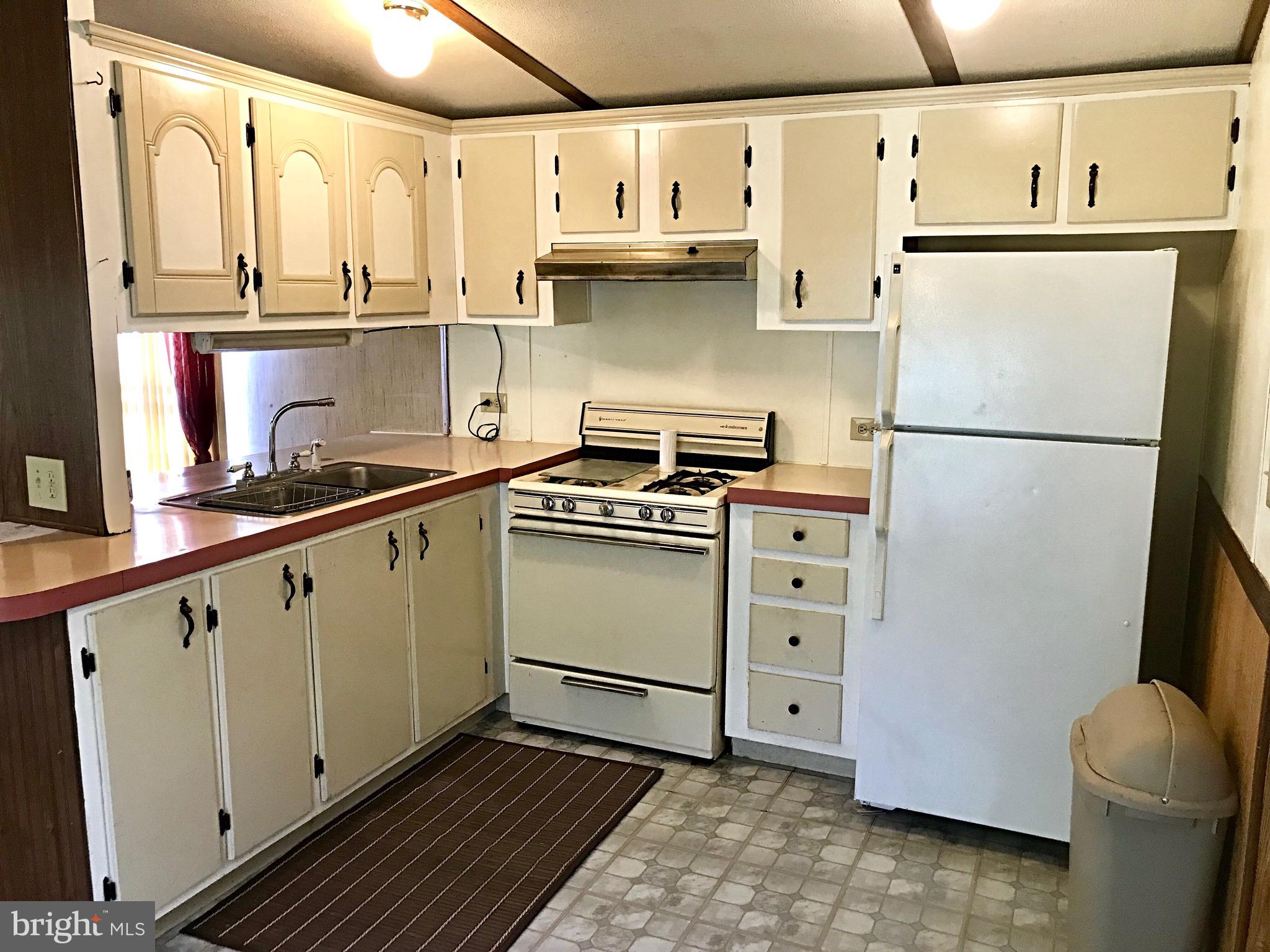CONESTOGA HILLS MHP - Residential