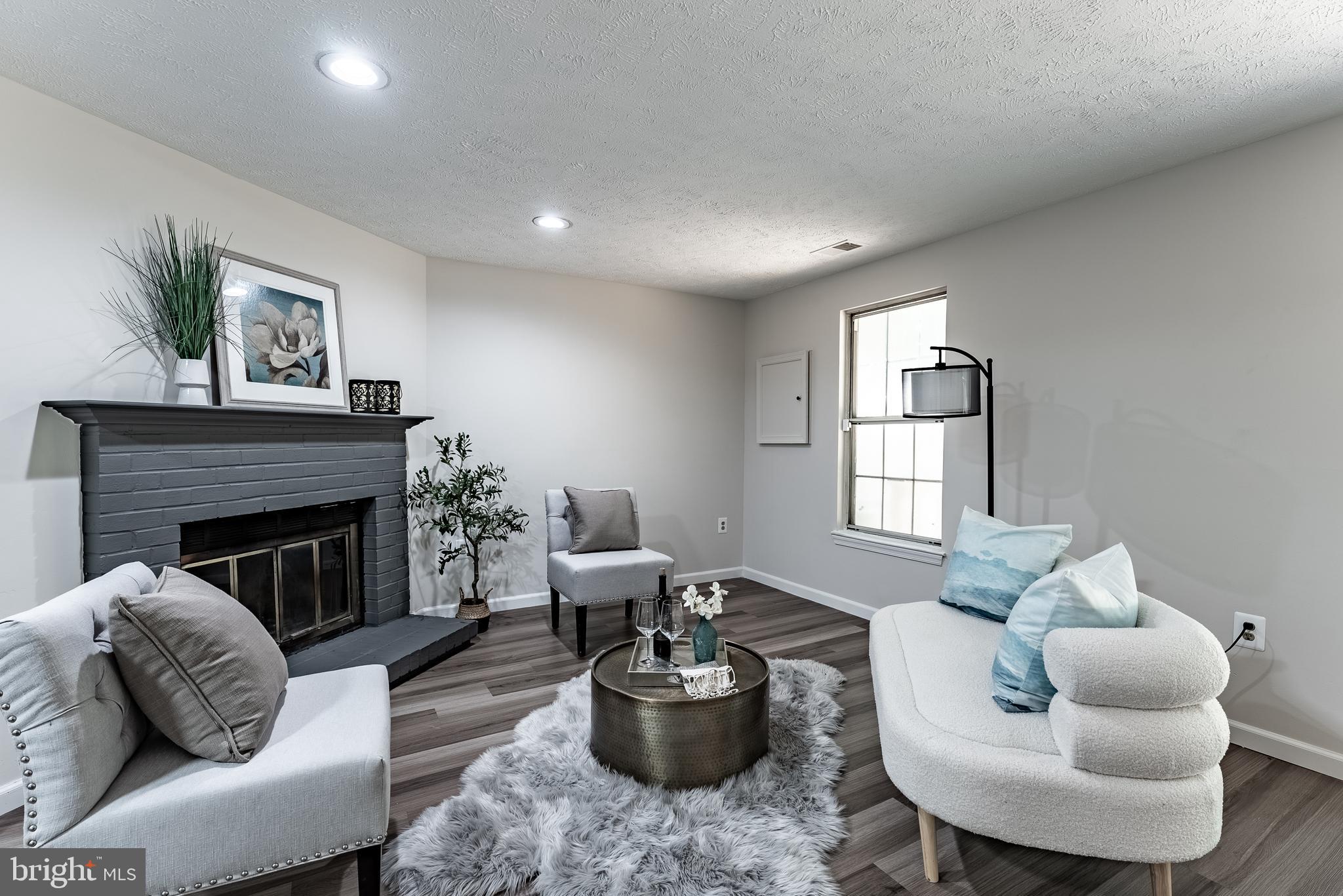 7910 PEYTON FOREST TRAIL