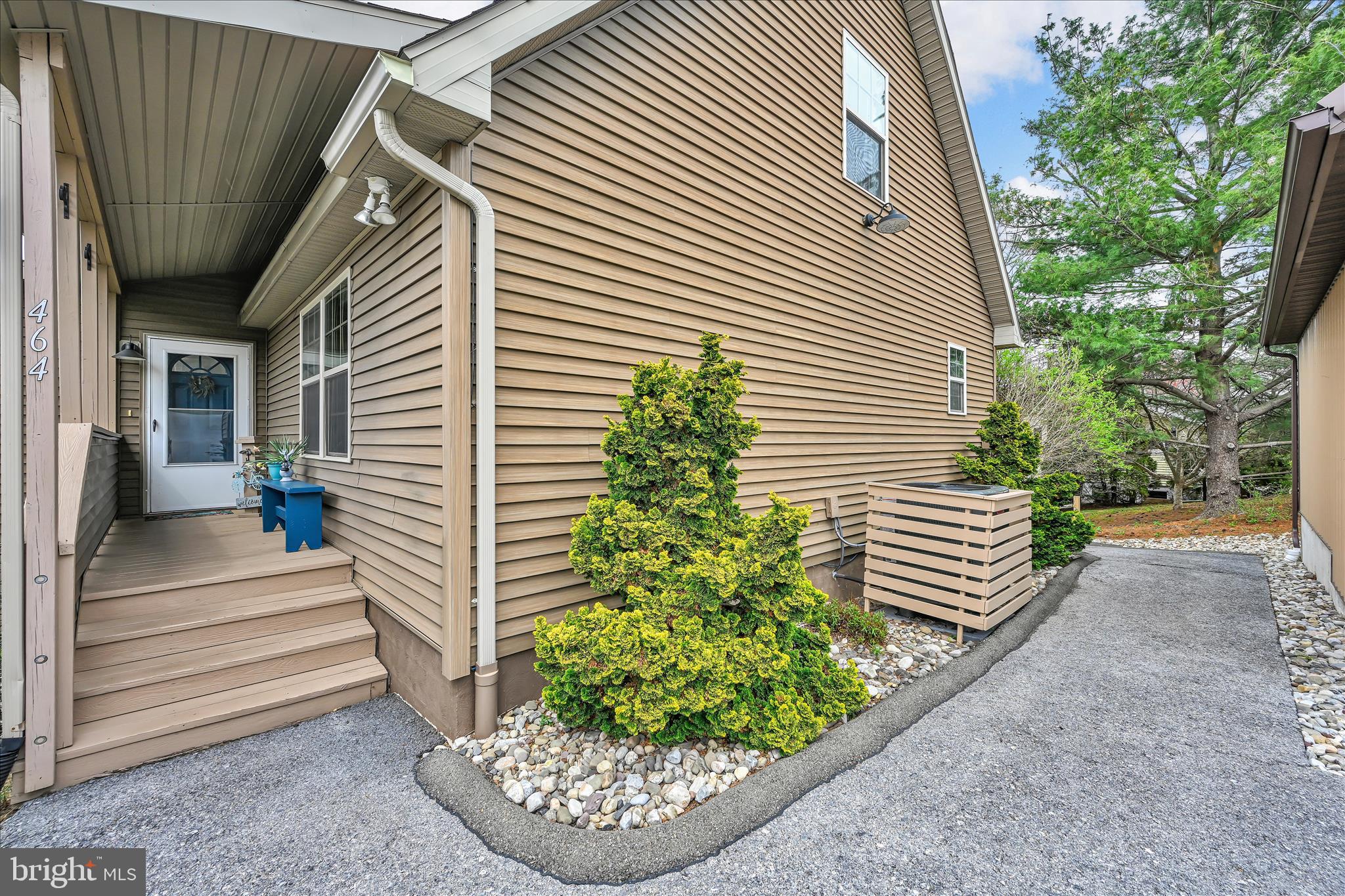 LAKE WYNONAH - Residential