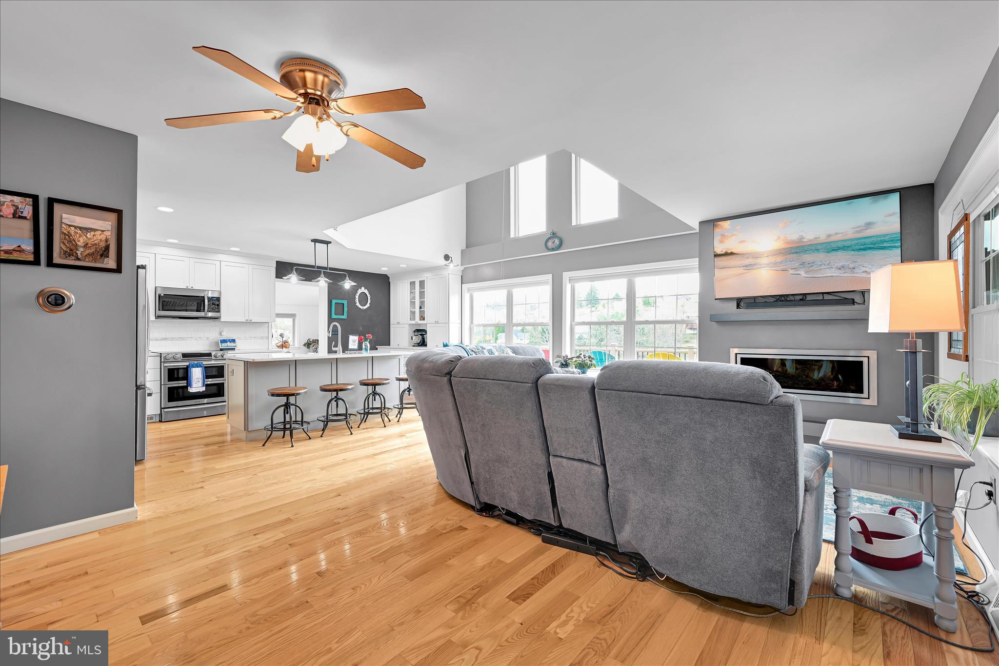 LAKE WYNONAH - Residential