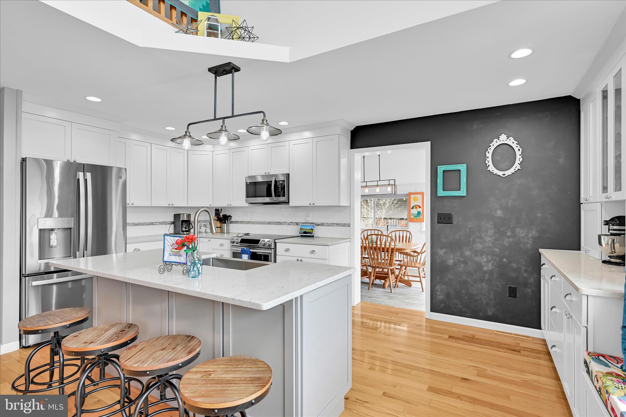 LAKE WYNONAH - Residential