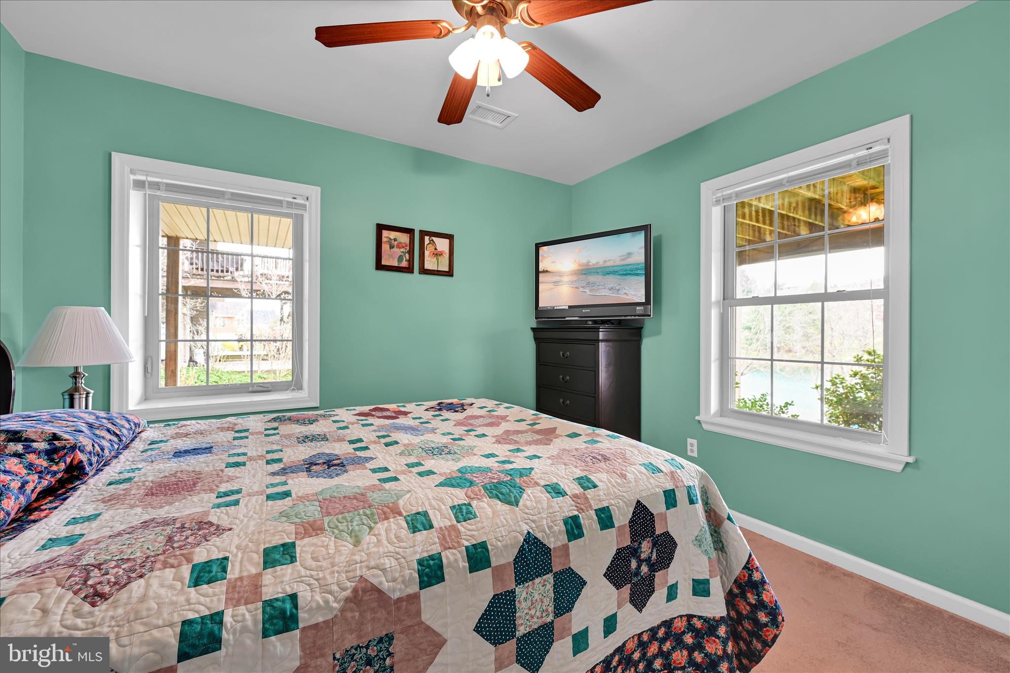 LAKE WYNONAH - Residential