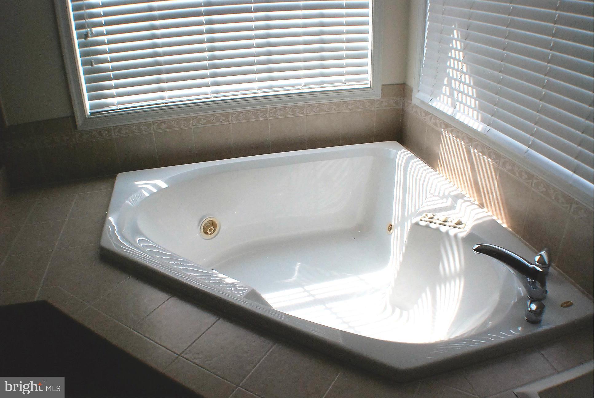 HAMMONDS MILL - Residential