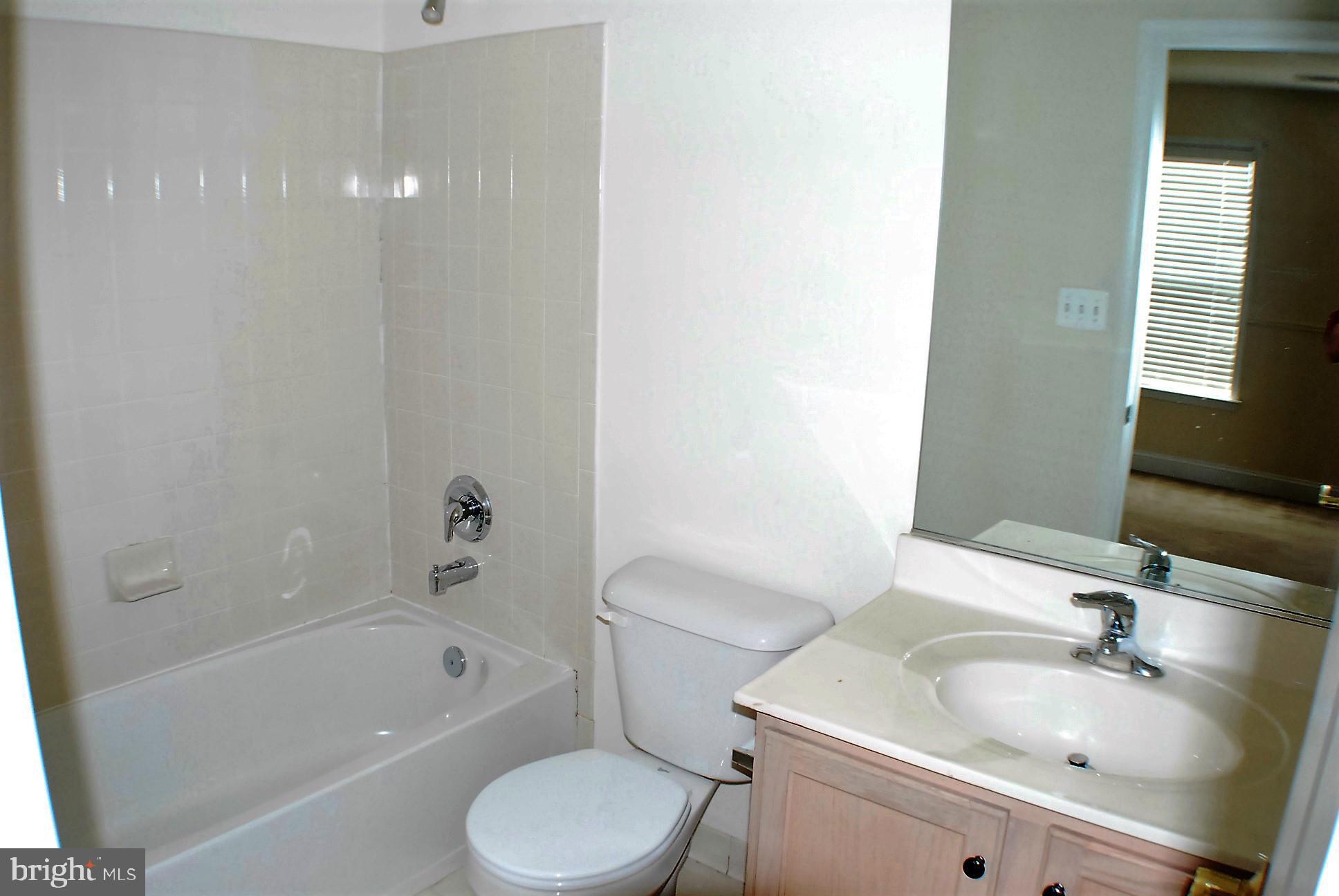 HAMMONDS MILL - Residential