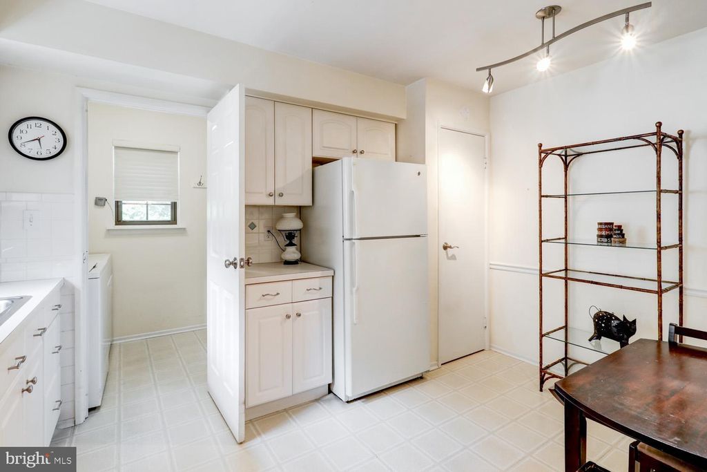 Photo of 397 Valleybrook Drive, LANCASTER, PA 17601 (MLS # PALA2074374)